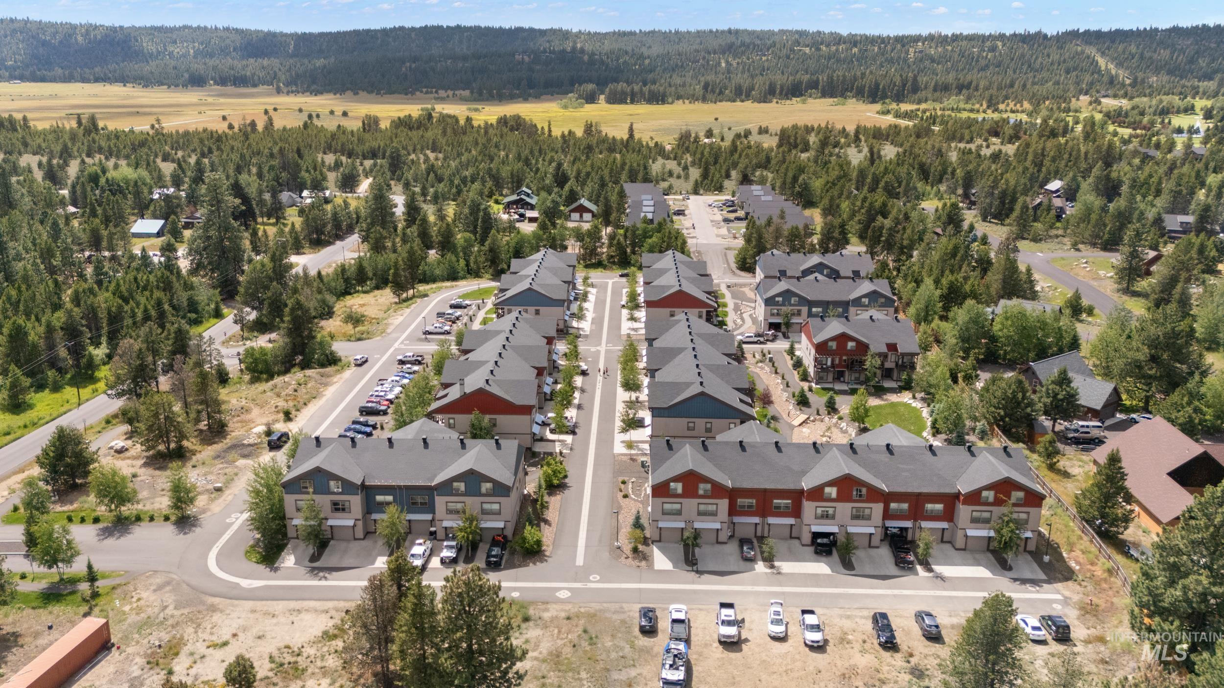 314 Broken Creek, McCall, Idaho 83638, 3 Bedrooms, 3 Bathrooms, Residential For Sale, Price $569,900,MLS 98993309