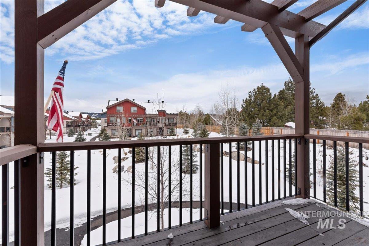 314 Broken Creek, McCall, Idaho 83638, 3 Bedrooms, 3 Bathrooms, Residential For Sale, Price $569,900,MLS 98993309
