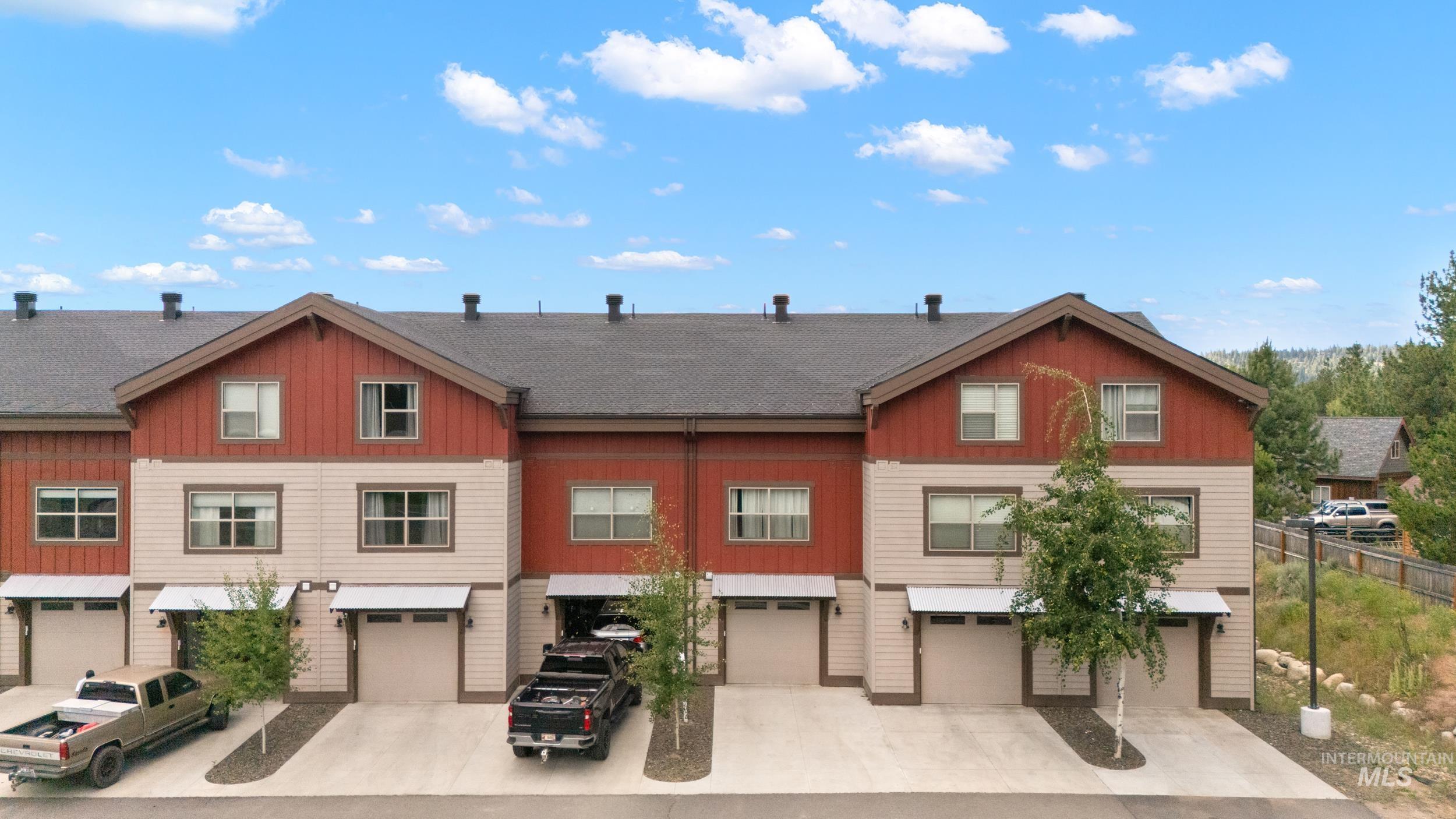 314 Broken Creek, McCall, Idaho 83638, 3 Bedrooms, 3 Bathrooms, Residential For Sale, Price $569,900,MLS 98993309