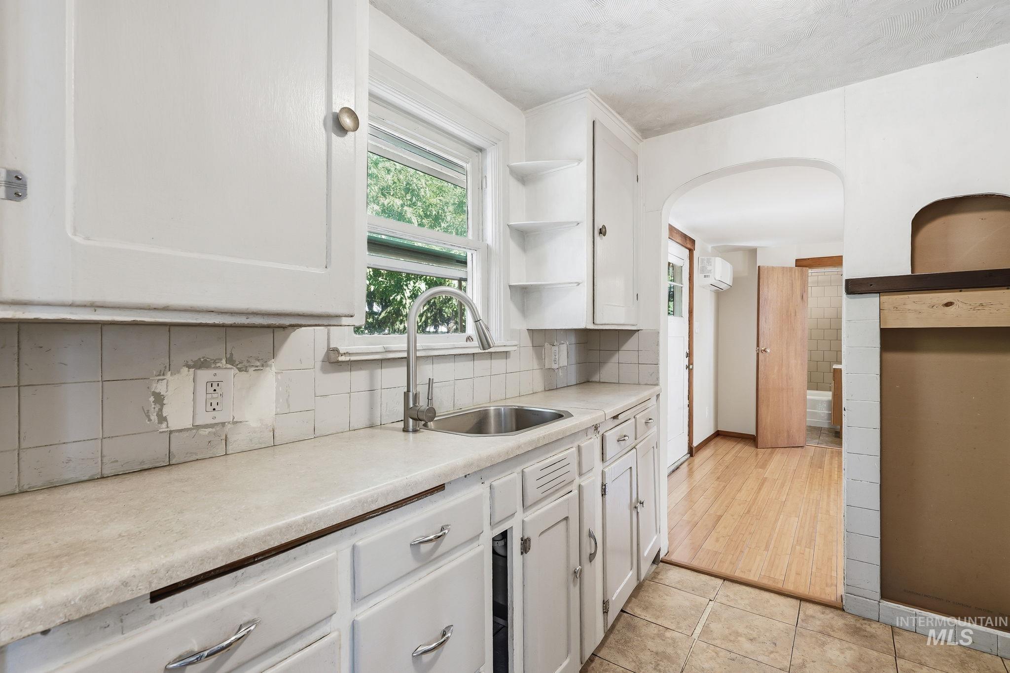 2119 N Hartman St, Boise, Idaho 83704, 2 Bedrooms, 1 Bathroom, Residential For Sale, Price $330,000,MLS 98993314