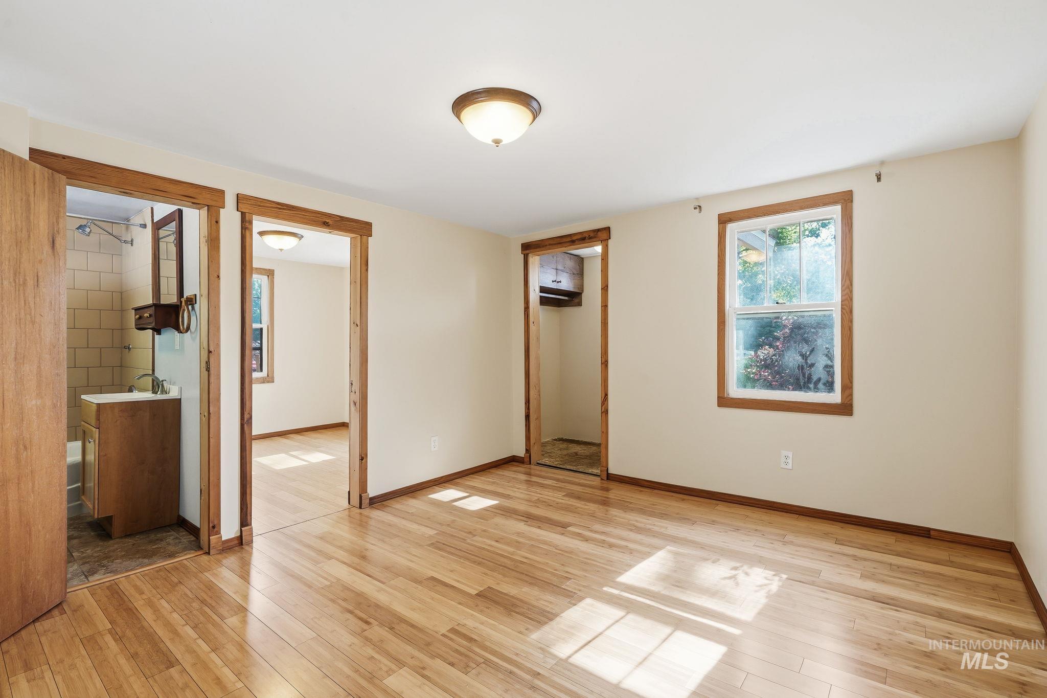 2119 N Hartman St, Boise, Idaho 83704, 2 Bedrooms, 1 Bathroom, Residential For Sale, Price $330,000,MLS 98993314