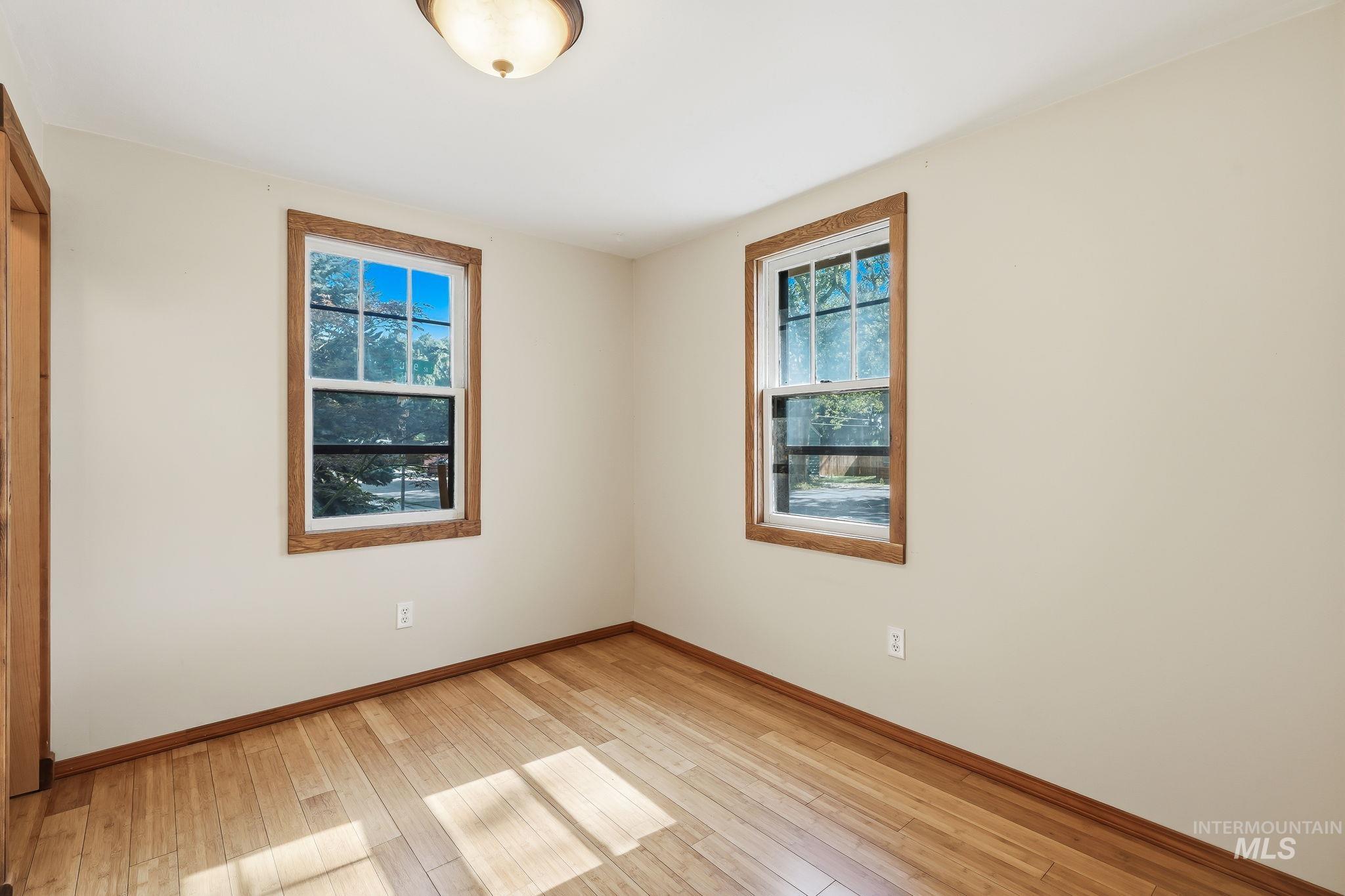 2119 N Hartman St, Boise, Idaho 83704, 2 Bedrooms, 1 Bathroom, Residential For Sale, Price $330,000,MLS 98993314