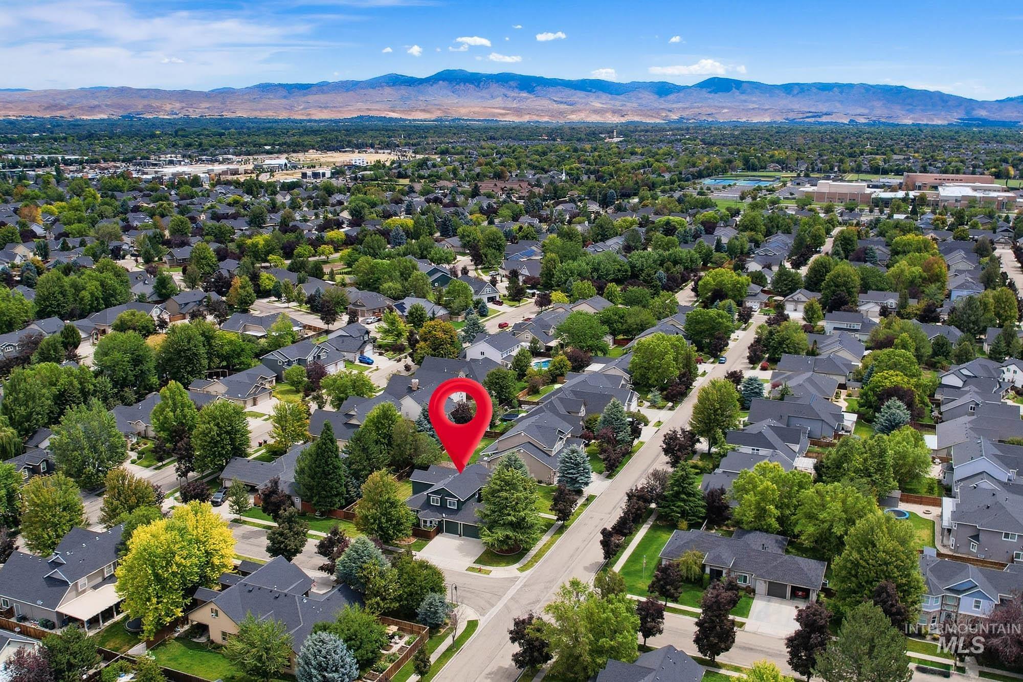 2172 W Cedar Grove, Meridian, Idaho 83646, 5 Bedrooms, 3.5 Bathrooms, Residential For Sale, Price $750,000, 98993315