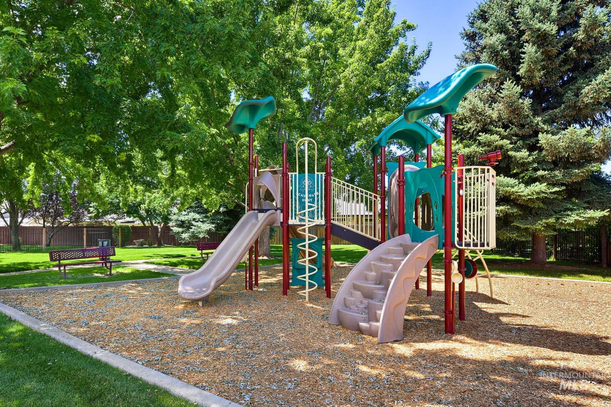 2172 W Cedar Grove, Meridian, Idaho 83646, 5 Bedrooms, 3.5 Bathrooms, Residential For Sale, Price $750,000, 98993315