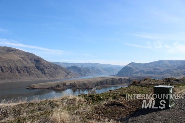 NNA Silcott Road, Clarkston, Washington 99403, Land For Sale, Price $1,890,000, 98993317