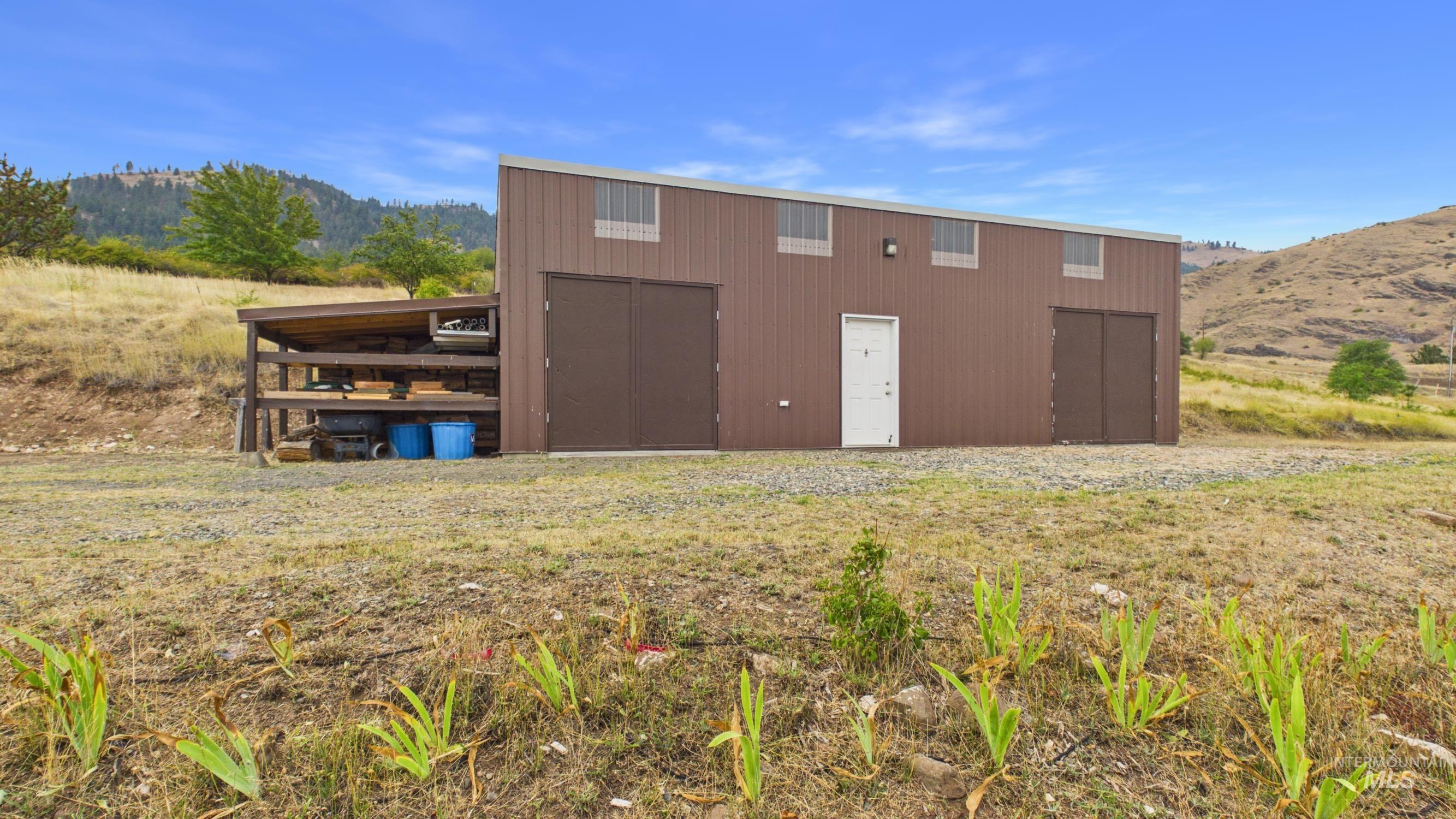 146 Hammer Creek Rd, White Bird, Idaho 83554, 3 Bedrooms, 2 Bathrooms, Residential For Sale, Price $525,000,MLS 98993318