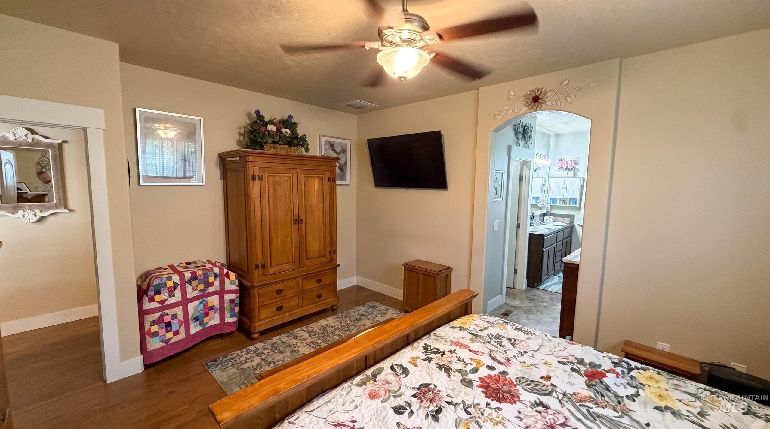 1178 Stallion Springs Way, Middleton, Idaho 83644, 4 Bedrooms, 2 Bathrooms, Residential For Sale, Price $495,000,MLS 98993329