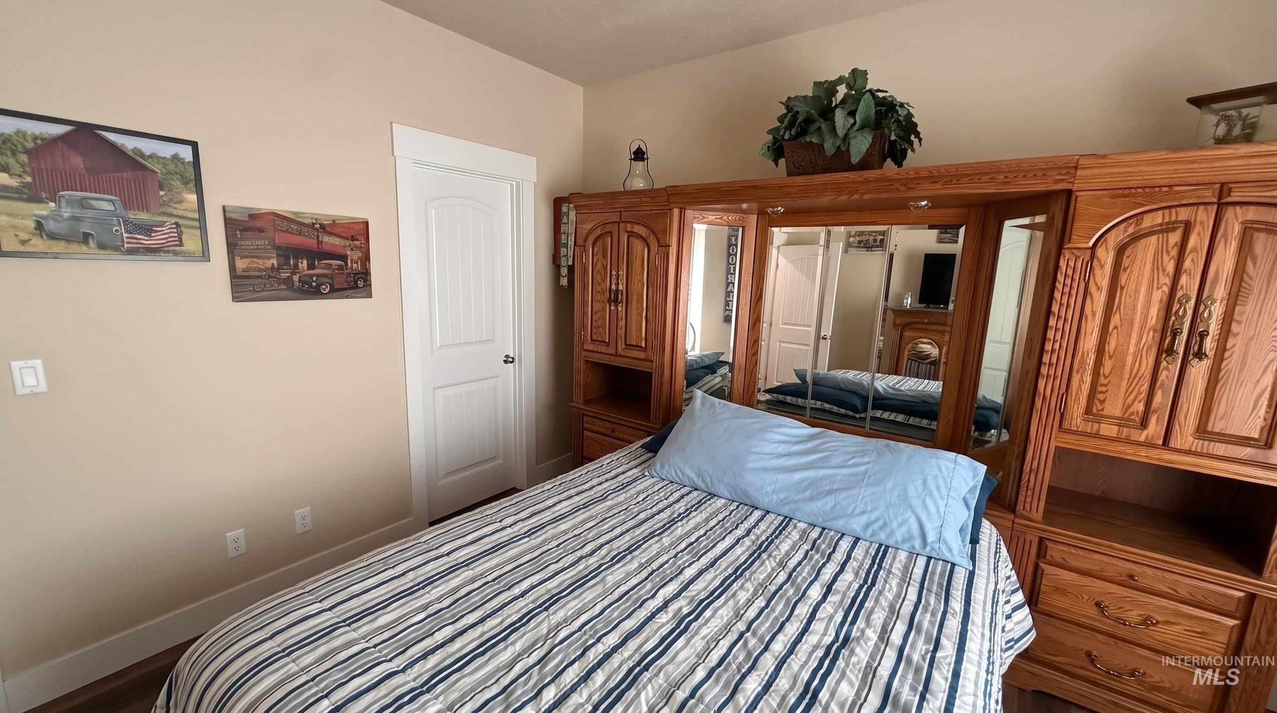 1178 Stallion Springs Way, Middleton, Idaho 83644, 4 Bedrooms, 2 Bathrooms, Residential For Sale, Price $495,000,MLS 98993329