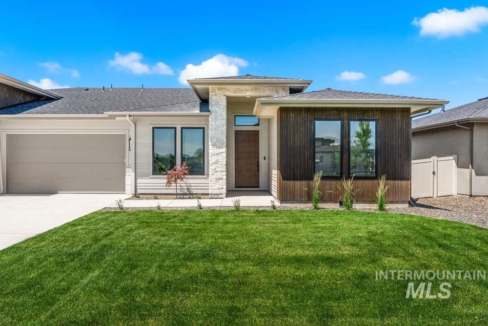 627 N Creekwater Ave, Eagle, Idaho 83616, 4 Bedrooms, 2.5 Bathrooms, Residential For Sale, Price $1,099,900, 98993337