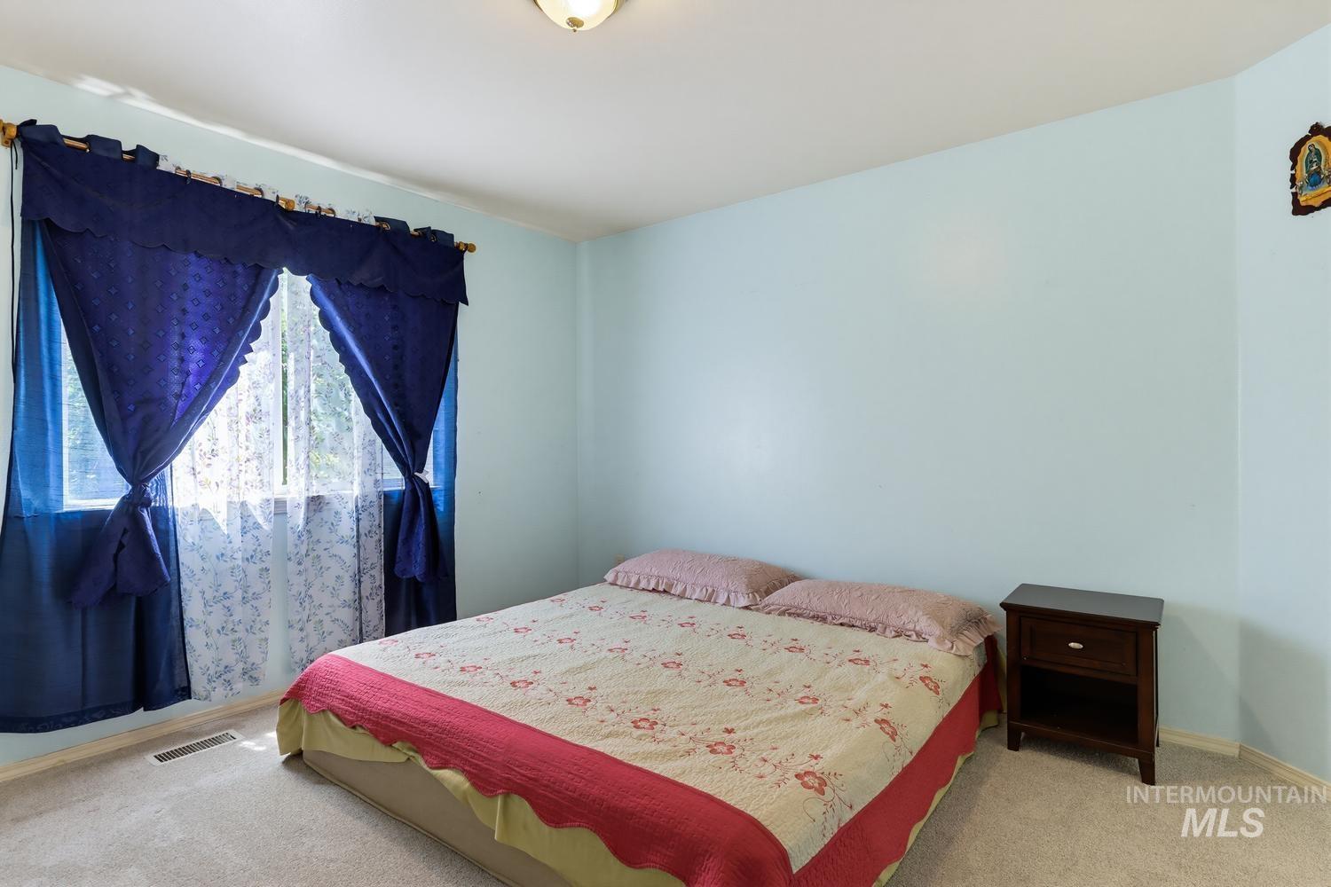 2805 Swan Ave., Nampa, Idaho 83687, 3 Bedrooms, 2 Bathrooms, Residential For Sale, Price $336,990,MLS 98993339
