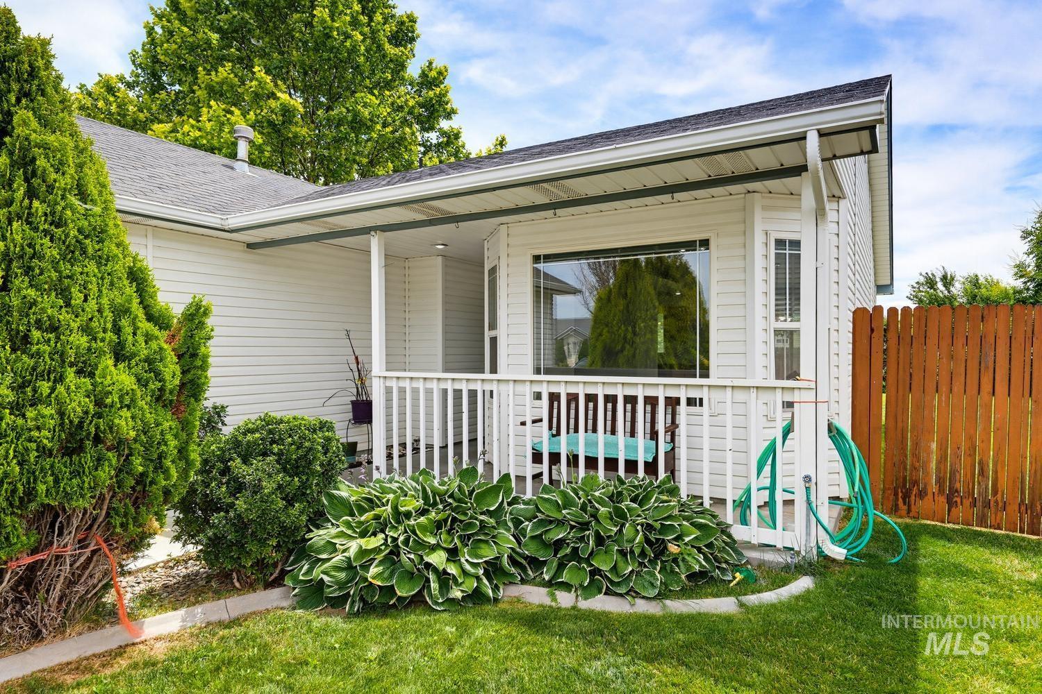 2805 Swan Ave., Nampa, Idaho 83687, 3 Bedrooms, 2 Bathrooms, Residential For Sale, Price $336,990,MLS 98993339