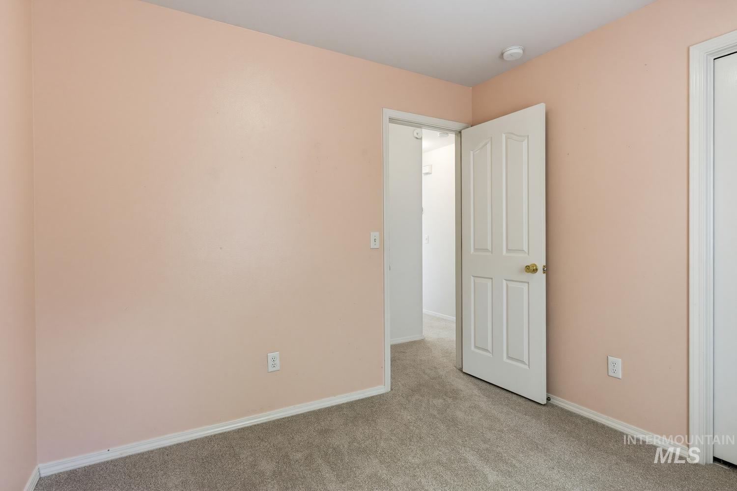 2805 Swan Ave., Nampa, Idaho 83687, 3 Bedrooms, 2 Bathrooms, Residential For Sale, Price $336,990,MLS 98993339
