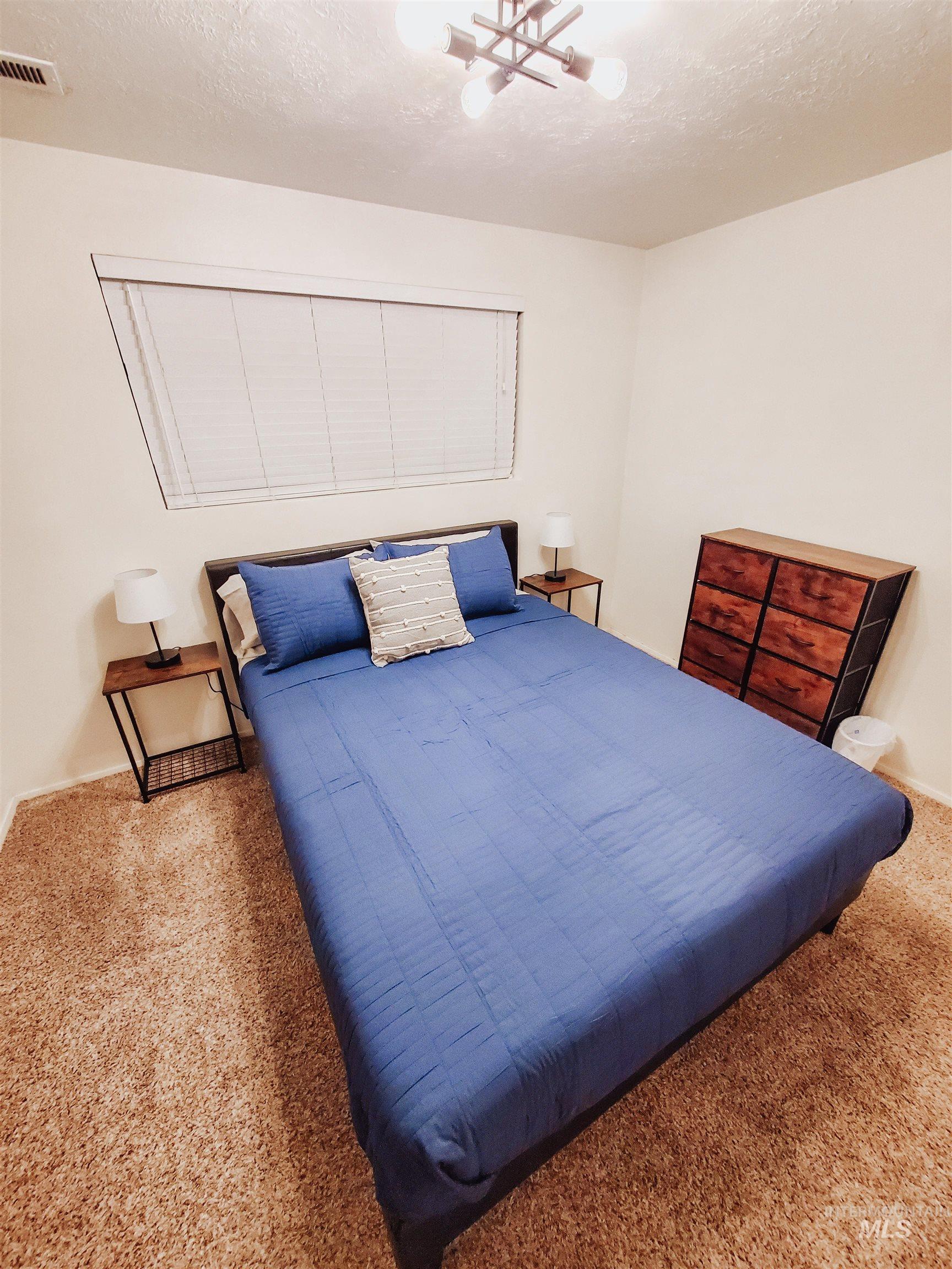 1827 & 1829 W Dorian St, Boise, Idaho 83705, 2 Bedrooms, 1 Bathroom, Residential Income For Sale, Price $580,000, 98993350