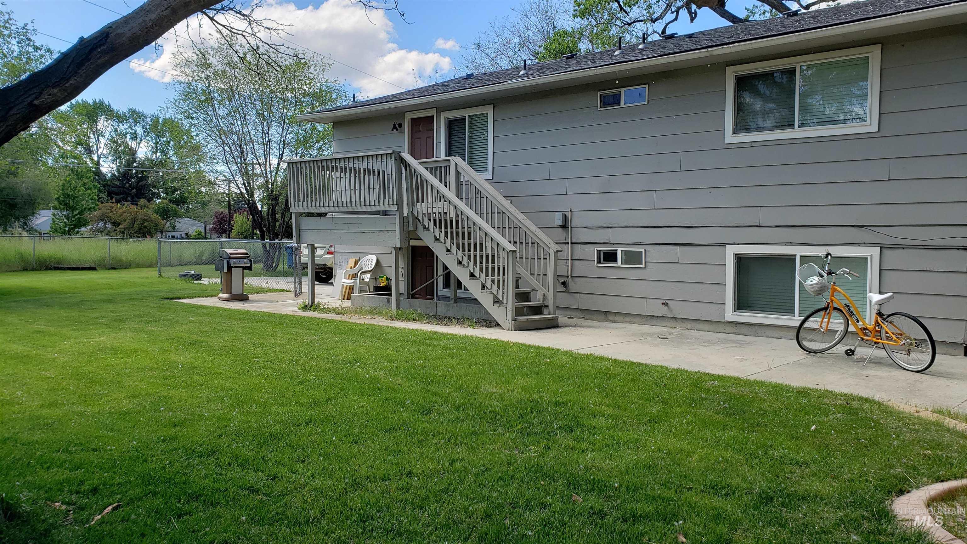1827 & 1829 W Dorian St, Boise, Idaho 83705, 2 Bedrooms, 1 Bathroom, Residential Income For Sale, Price $580,000, 98993350