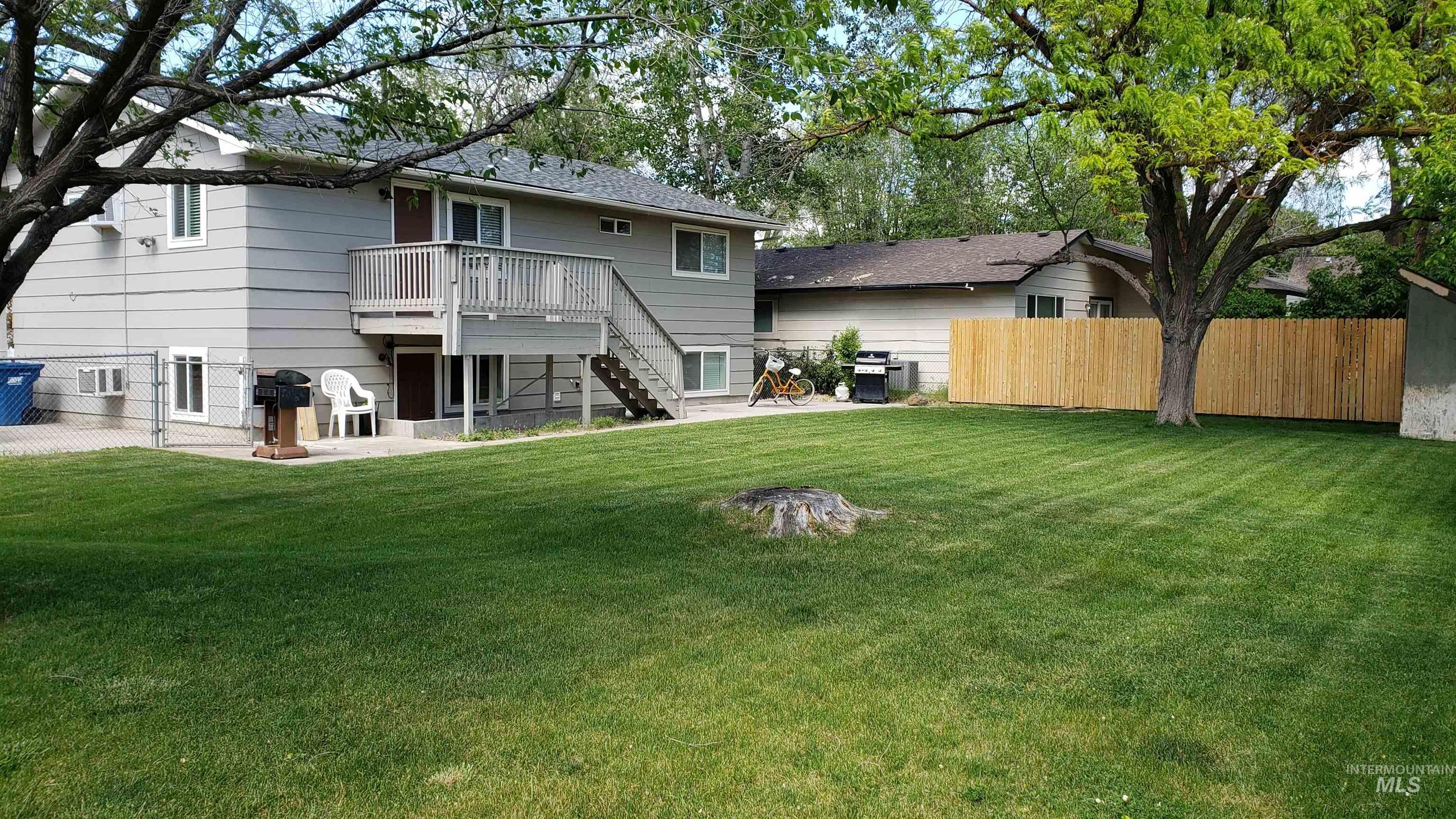 1827 & 1829 W Dorian St, Boise, Idaho 83705, 2 Bedrooms, 1 Bathroom, Residential Income For Sale, Price $580,000, 98993350