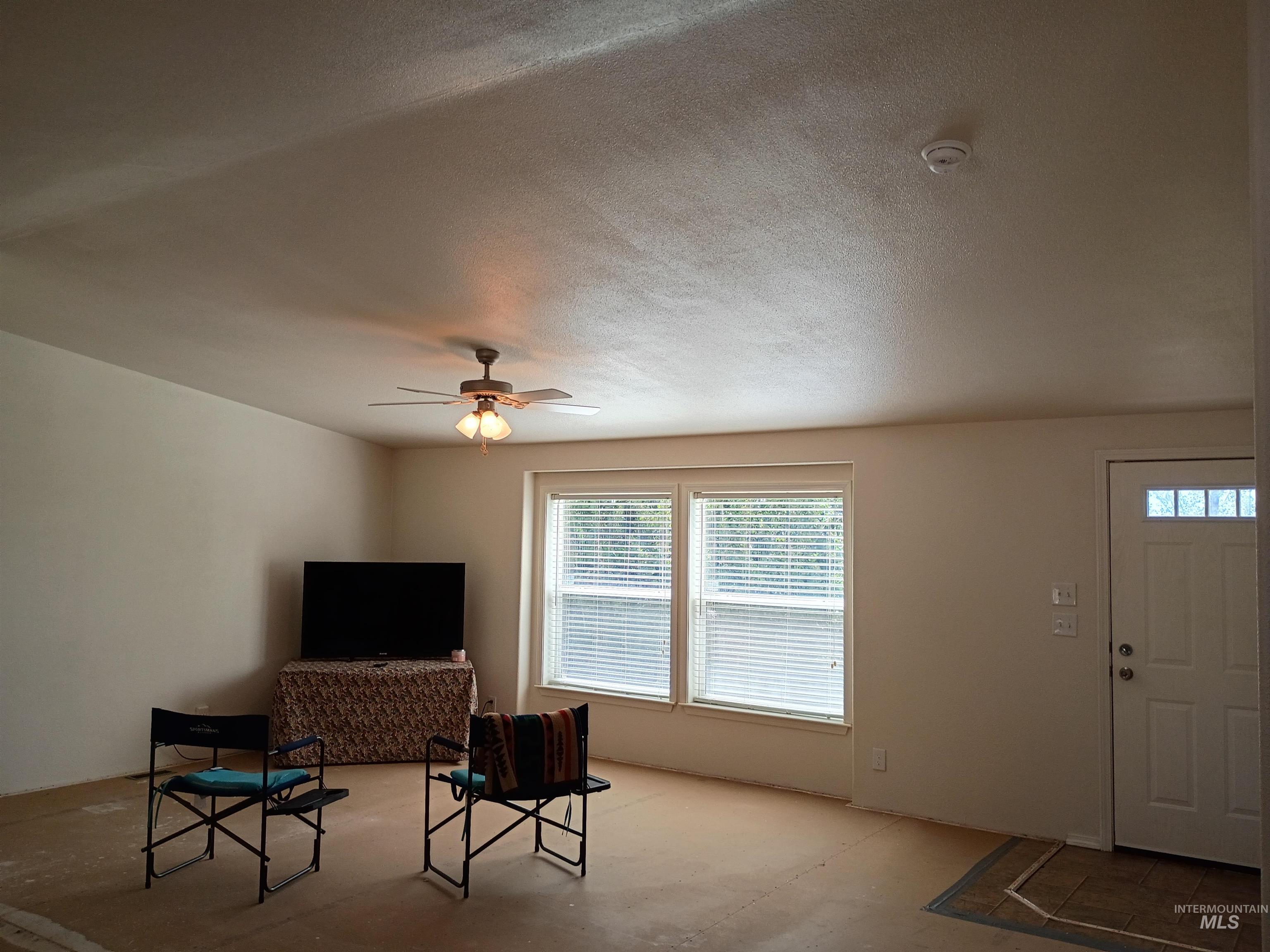 1127 E 720 N, Richfield, Idaho 83349, 3 Bedrooms, 2 Bathrooms, Residential For Sale, Price $375,000,MLS 98993355