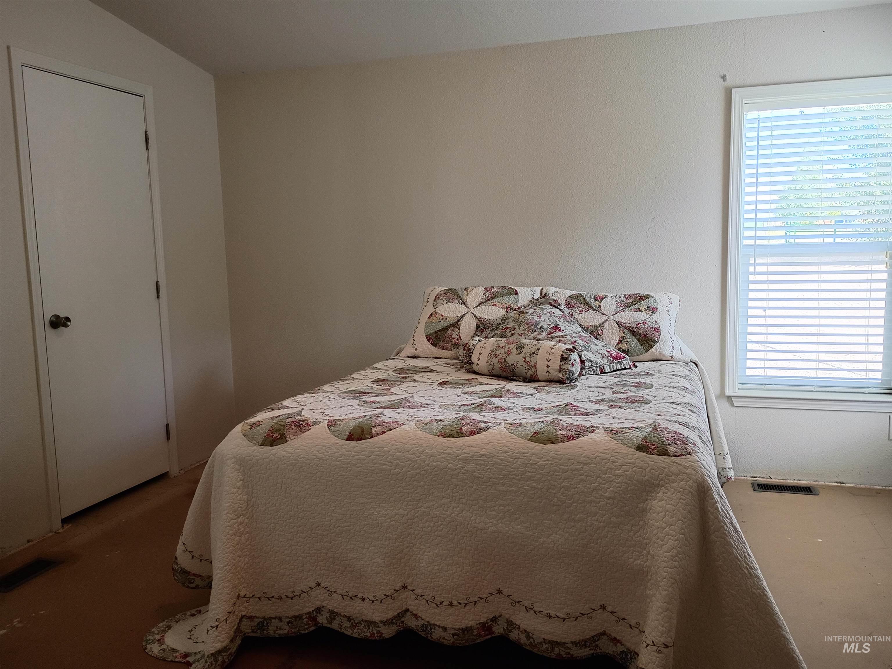 1127 E 720 N, Richfield, Idaho 83349, 3 Bedrooms, 2 Bathrooms, Residential For Sale, Price $375,000,MLS 98993355