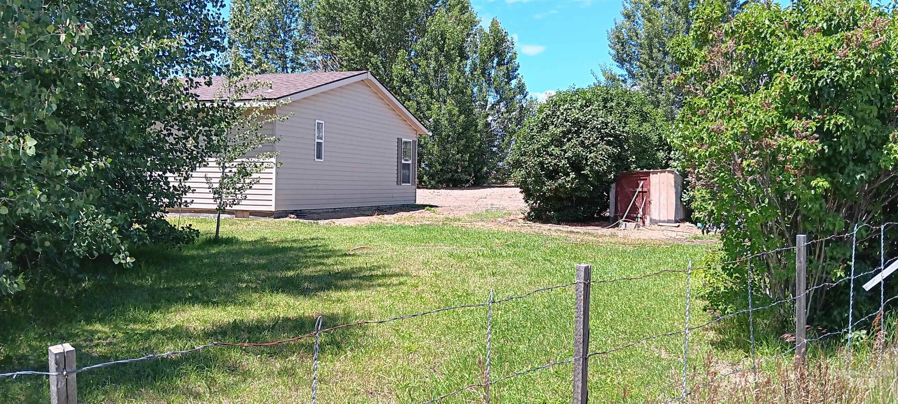 1127 E 720 N, Richfield, Idaho 83349, 3 Bedrooms, 2 Bathrooms, Residential For Sale, Price $375,000,MLS 98993355