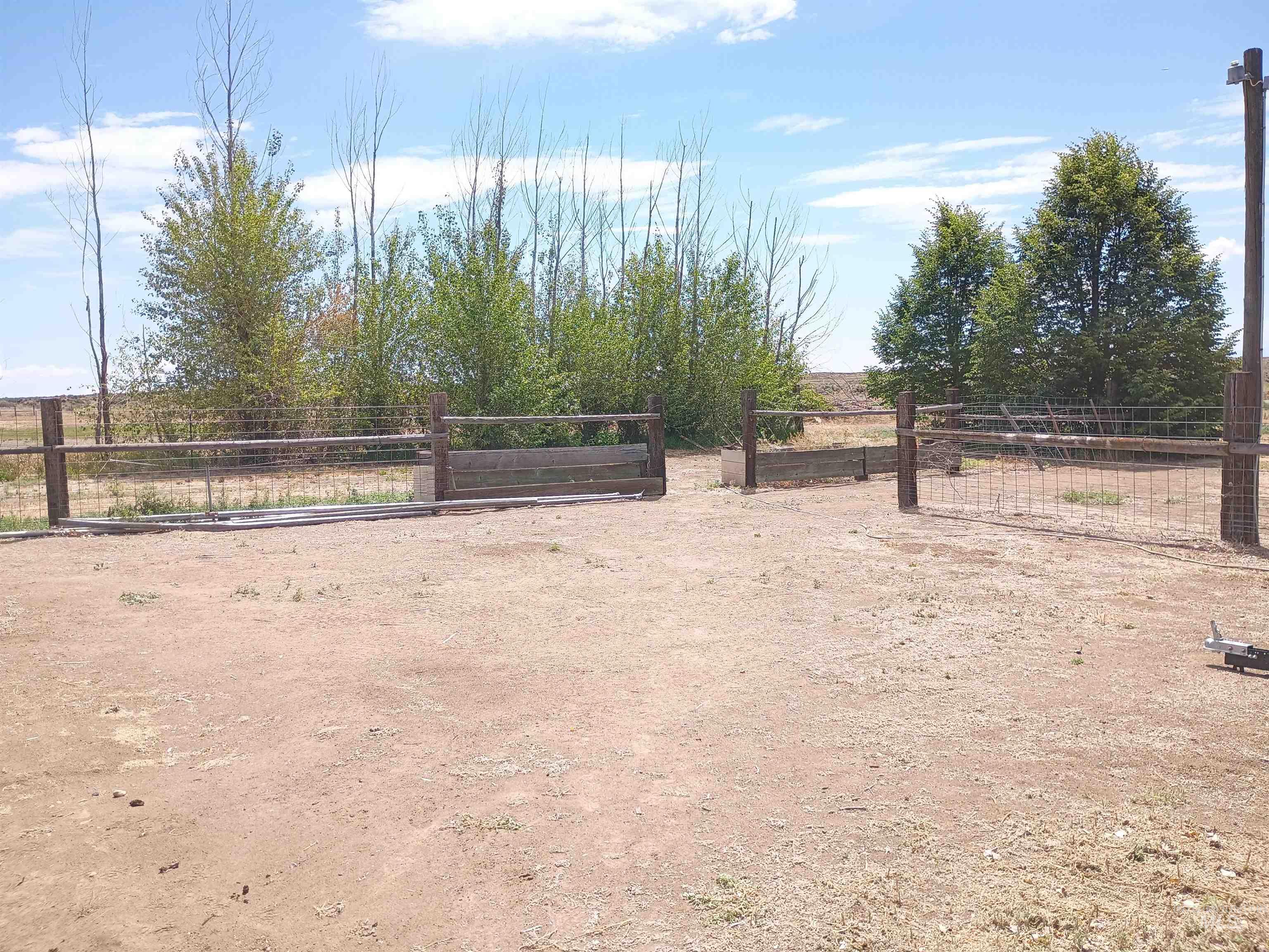 1127 E 720 N, Richfield, Idaho 83349, 3 Bedrooms, 2 Bathrooms, Residential For Sale, Price $375,000,MLS 98993355