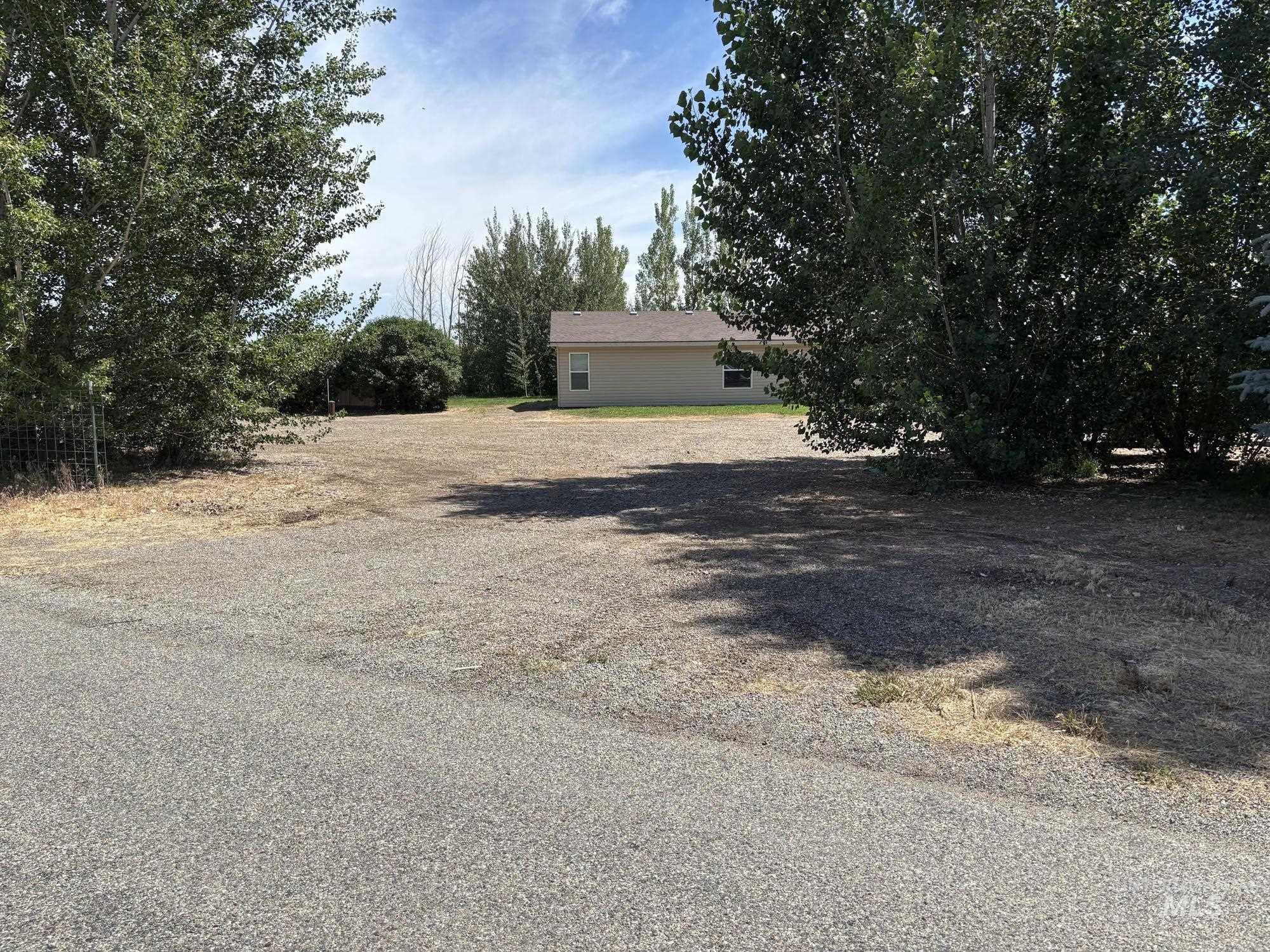 1127 E 720 N, Richfield, Idaho 83349, 3 Bedrooms, 2 Bathrooms, Residential For Sale, Price $375,000,MLS 98993355