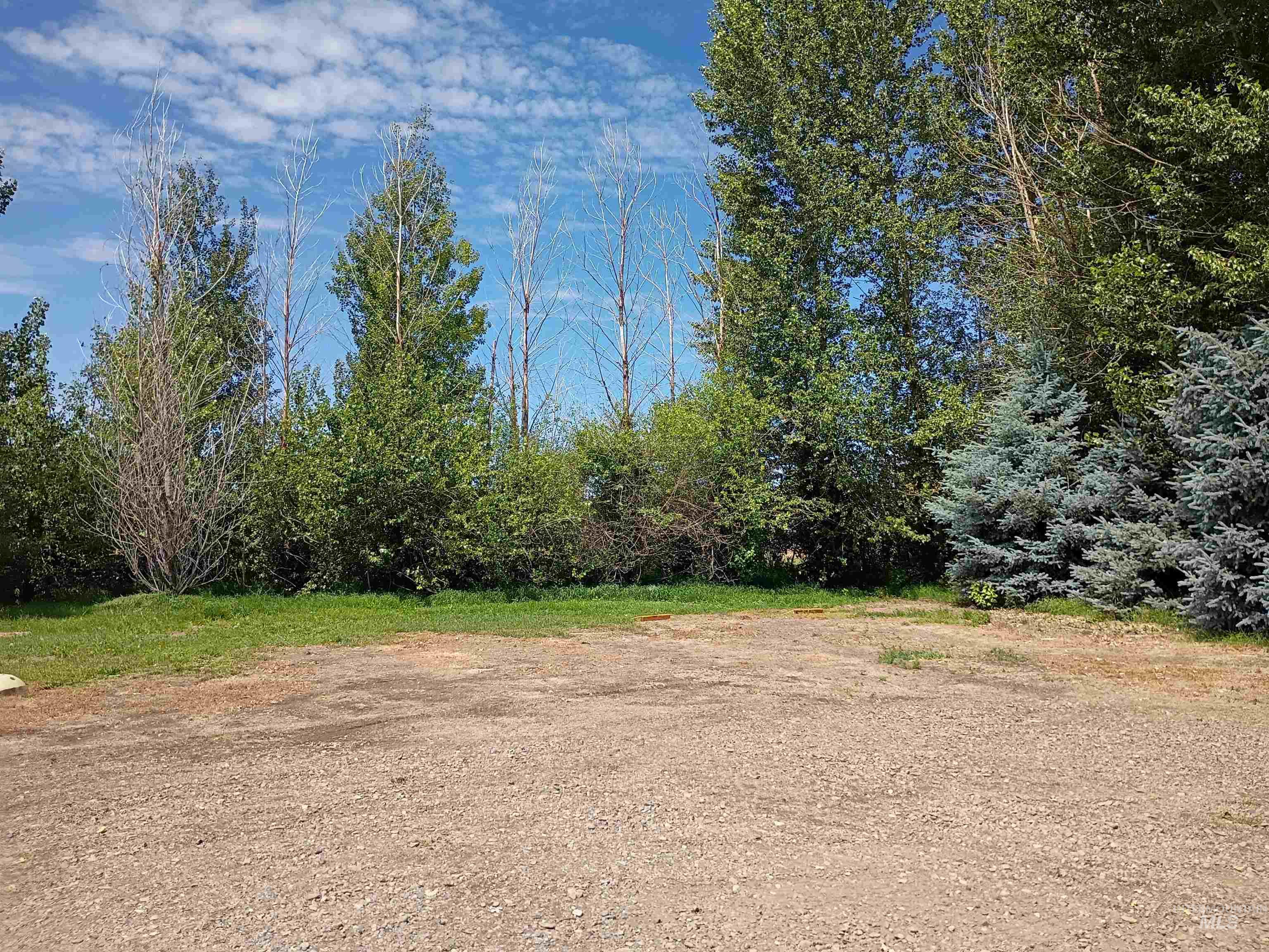 1127 E 720 N, Richfield, Idaho 83349, 3 Bedrooms, 2 Bathrooms, Residential For Sale, Price $375,000,MLS 98993355