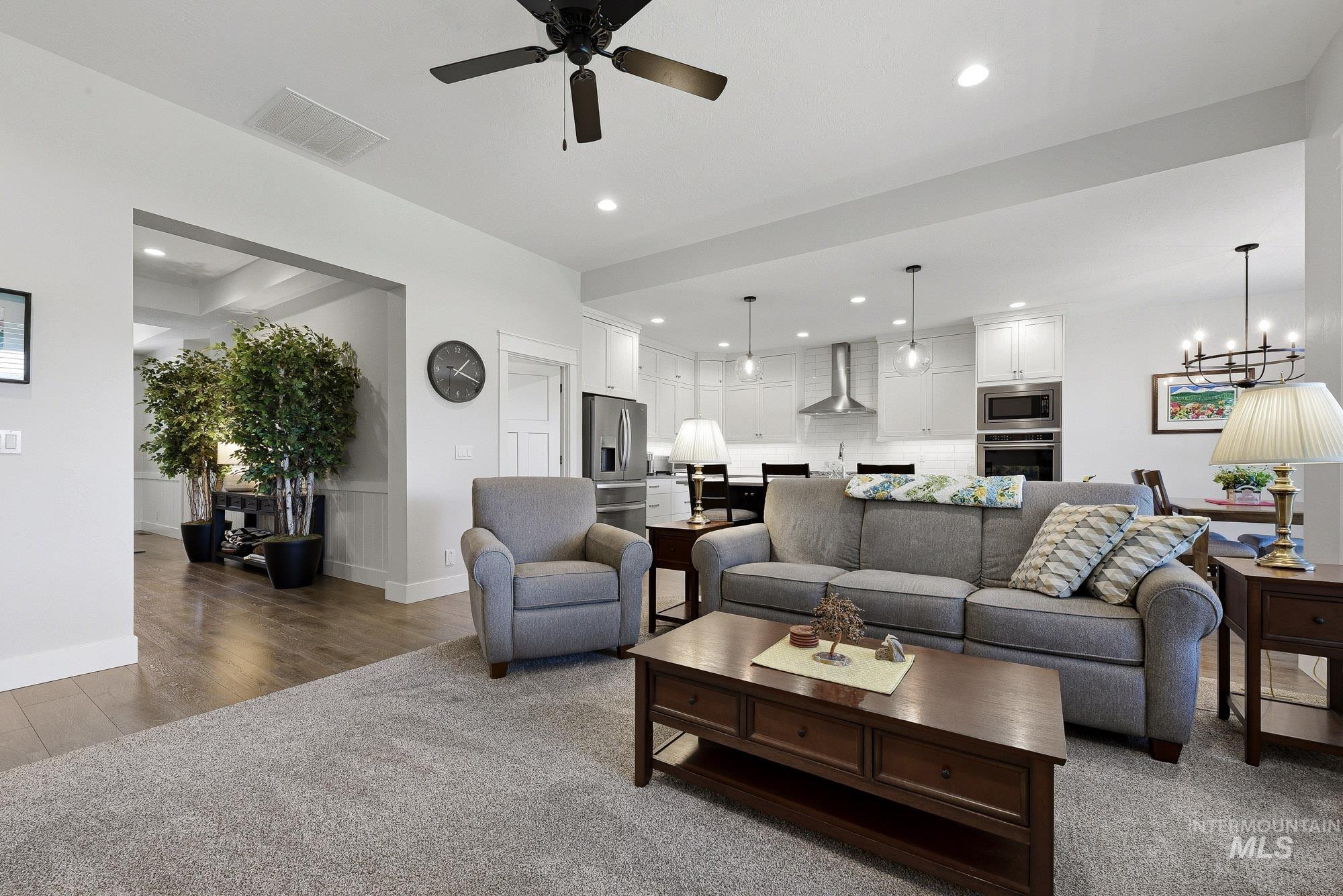 5889 N Lichfield Ave, Meridian, Idaho 83646, 3 Bedrooms, 2 Bathrooms, Residential For Sale, Price $599,000, 98993359