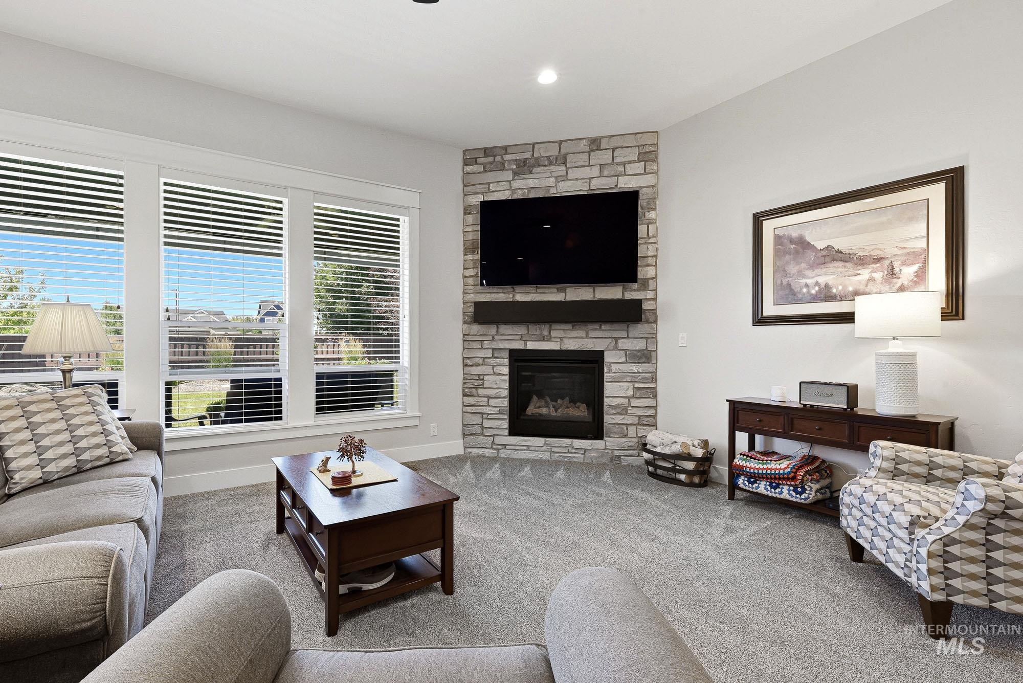 5889 N Lichfield Ave, Meridian, Idaho 83646, 3 Bedrooms, 2 Bathrooms, Residential For Sale, Price $599,000, 98993359