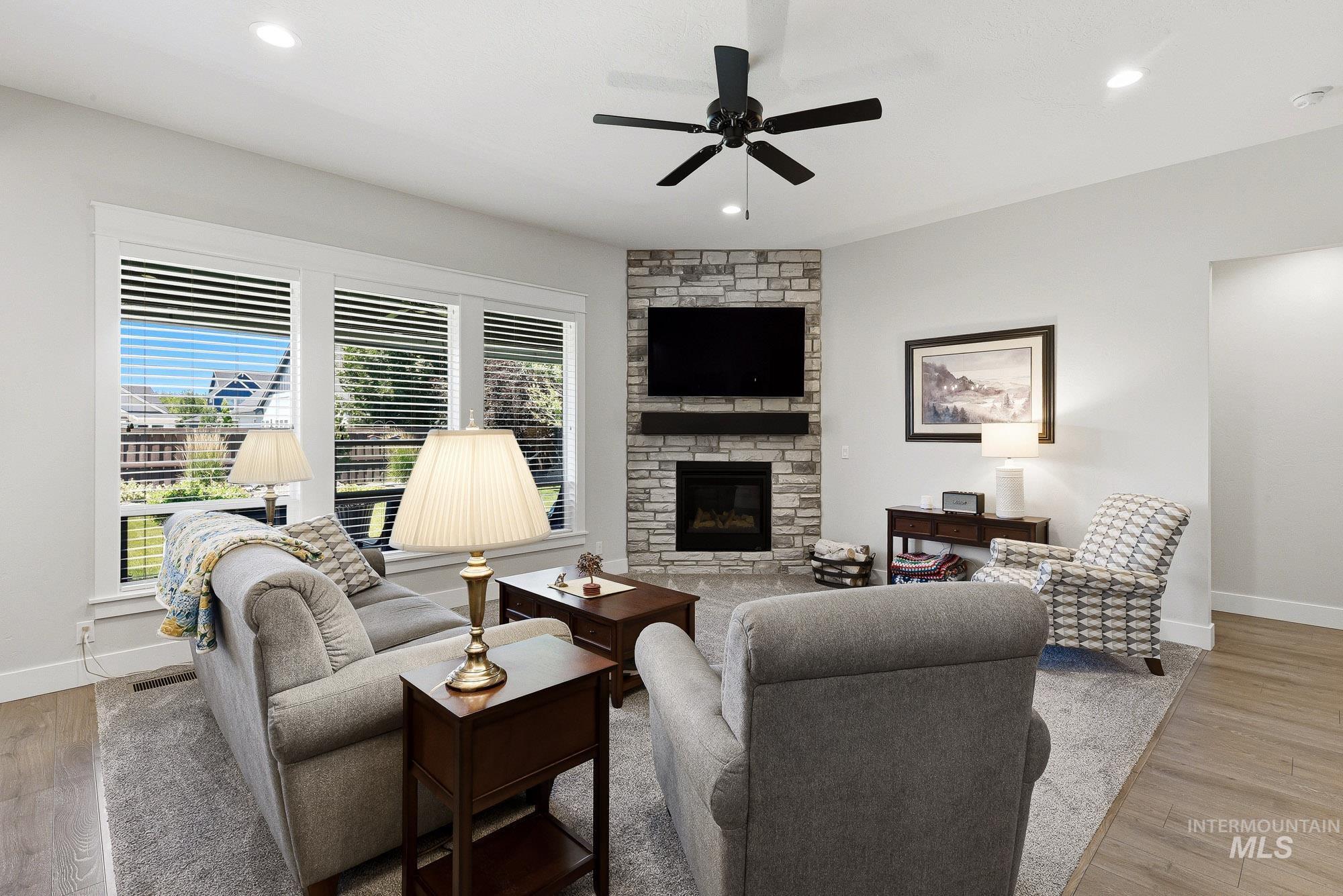 5889 N Lichfield Ave, Meridian, Idaho 83646, 3 Bedrooms, 2 Bathrooms, Residential For Sale, Price $599,000, 98993359