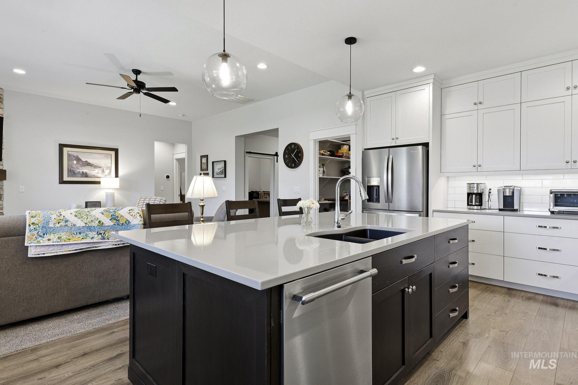 5889 N Lichfield Ave, Meridian, Idaho 83646, 3 Bedrooms, 2 Bathrooms, Residential For Sale, Price $599,000, 98993359