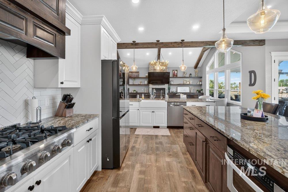 25127 Red Sage Ln, Middleton, Idaho 83644-9100, 4 Bedrooms, 3.5 Bathrooms, Residential For Sale, Price $1,485,000, 98993362