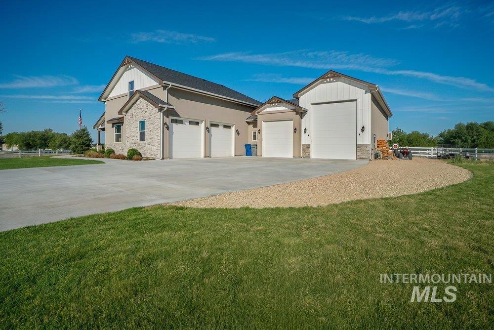 25127 Red Sage Ln, Middleton, Idaho 83644-9100, 4 Bedrooms, 3.5 Bathrooms, Residential For Sale, Price $1,485,000, 98993362