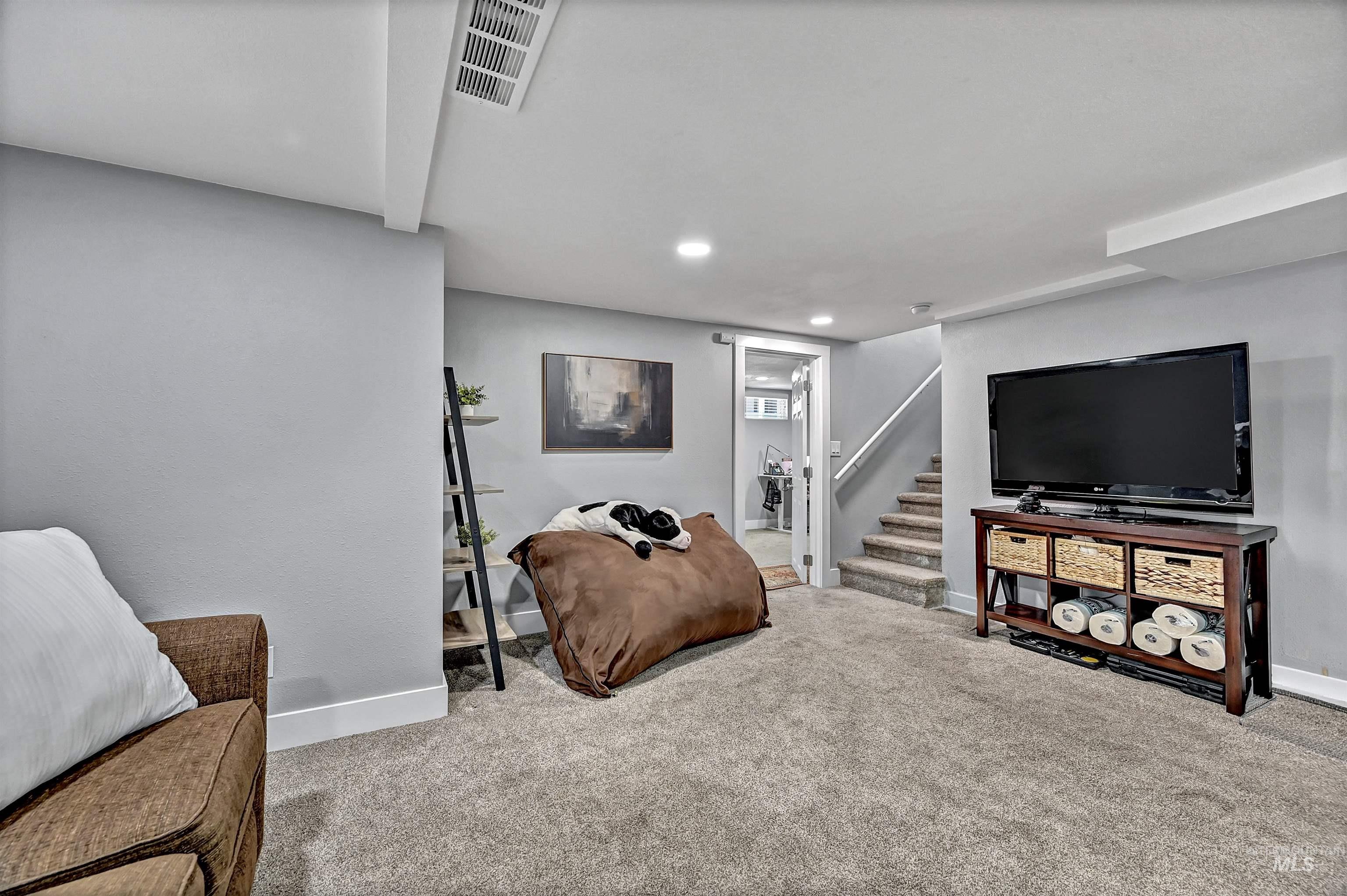 1721 S Euclid Ave, Boise, Idaho 83706, 3 Bedrooms, 2 Bathrooms, Residential For Sale, Price $519,900,MLS 98993366