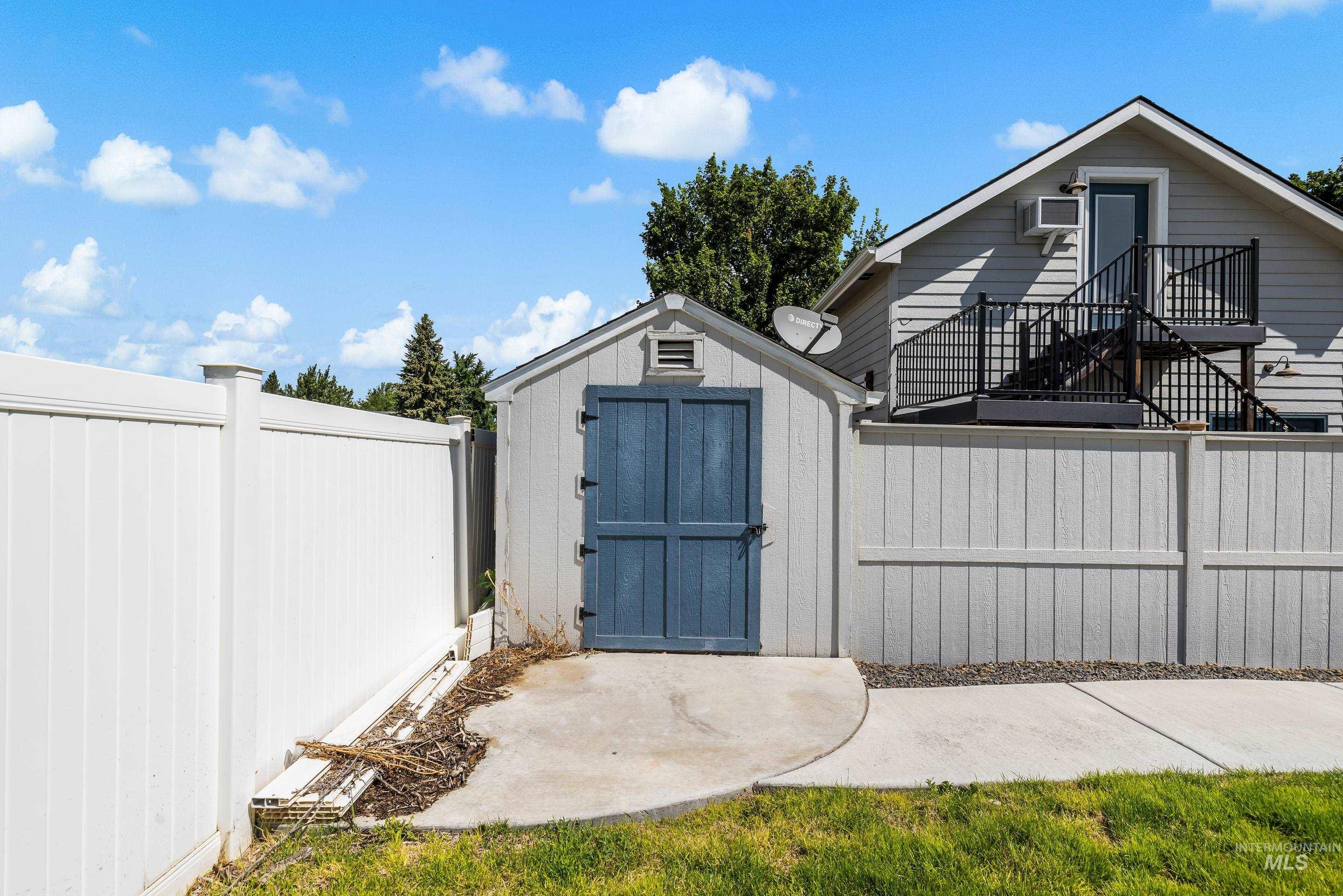 203 Melba Dr, Nampa, Idaho 83686, 6 Bedrooms, 3 Bathrooms, Residential For Sale, Price $639,900,MLS 98993368