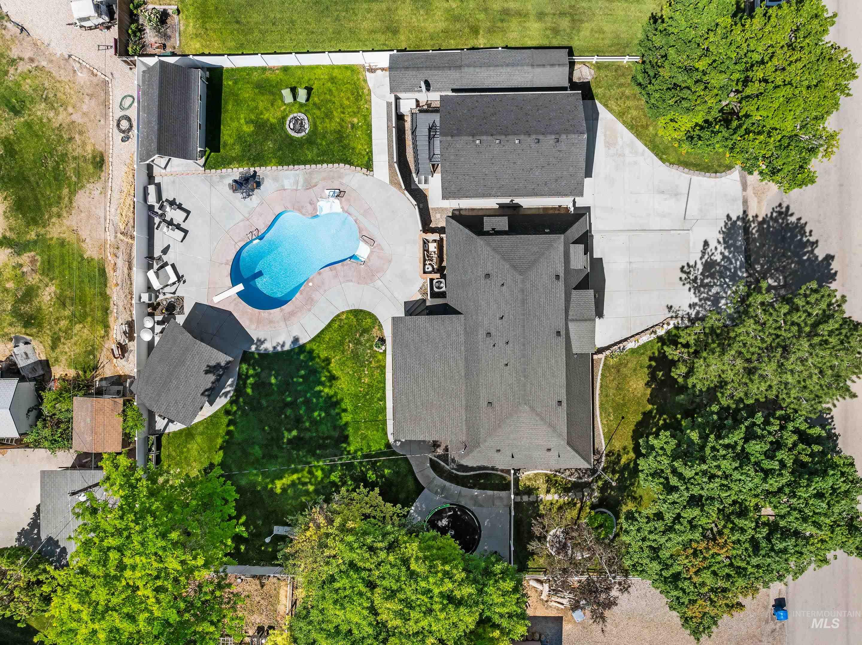 203 Melba Dr, Nampa, Idaho 83686-8715, 6 Bedrooms, 3 Bathrooms, Residential For Sale, Price $669,900, 98993368