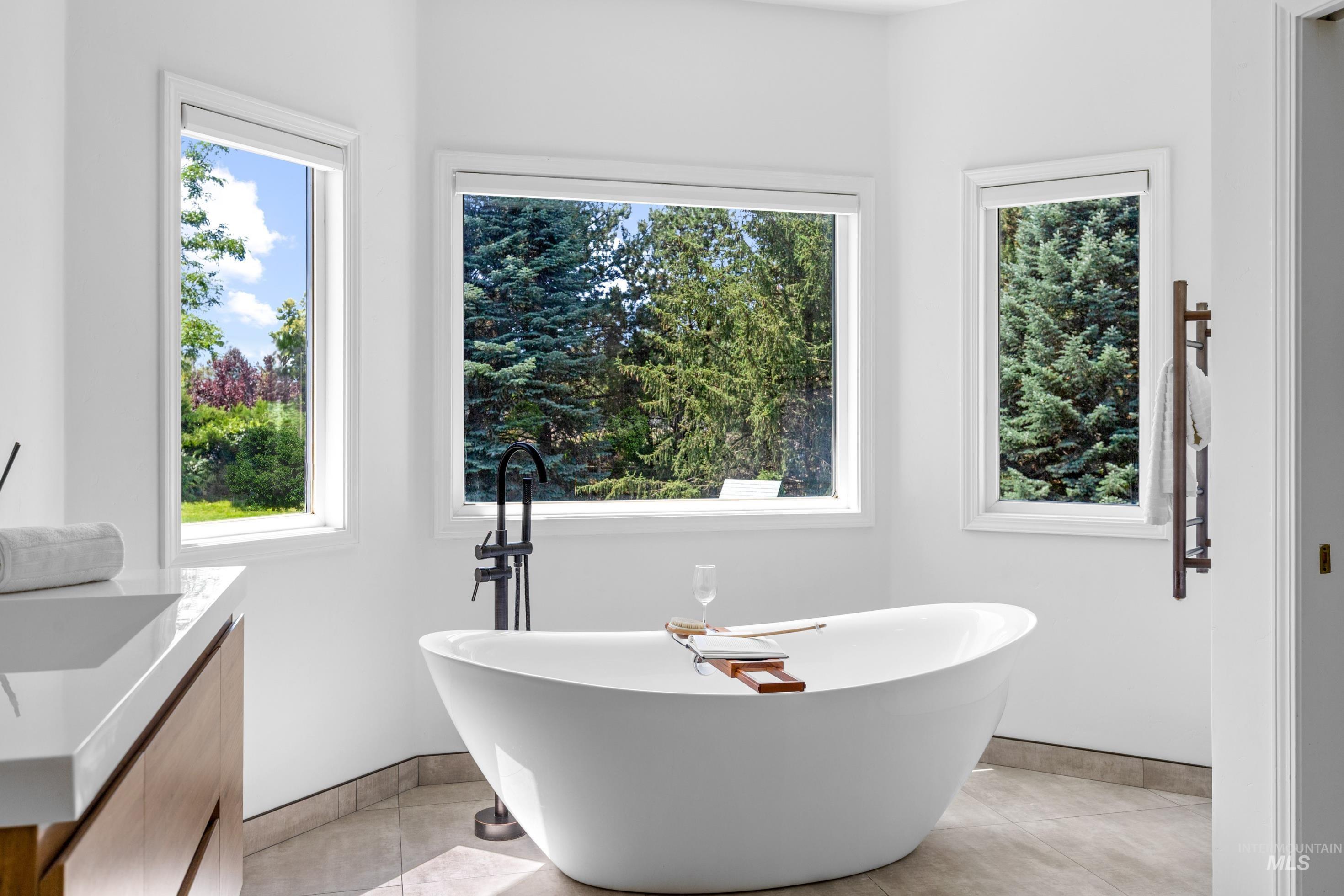 441 W Fordham Drive, Eagle, Idaho 83616, 5 Bedrooms, 4.5 Bathrooms, Residential For Sale, Price $1,895,000, 98993369