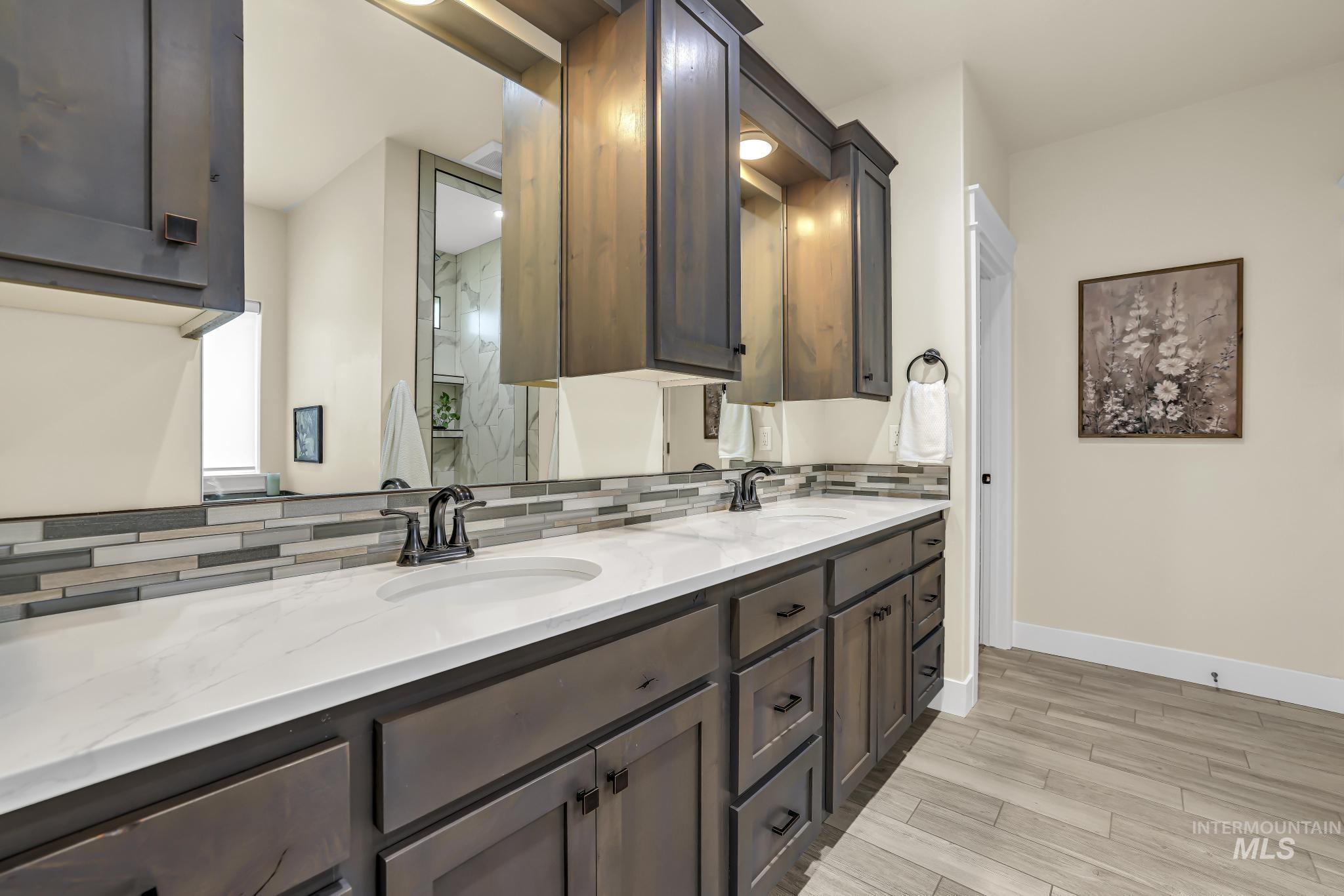 1529 Clear Creek Loop, Twin Falls, Idaho 83301, 5 Bedrooms, 3 Bathrooms, Residential For Sale, Price $725,000, 98993374