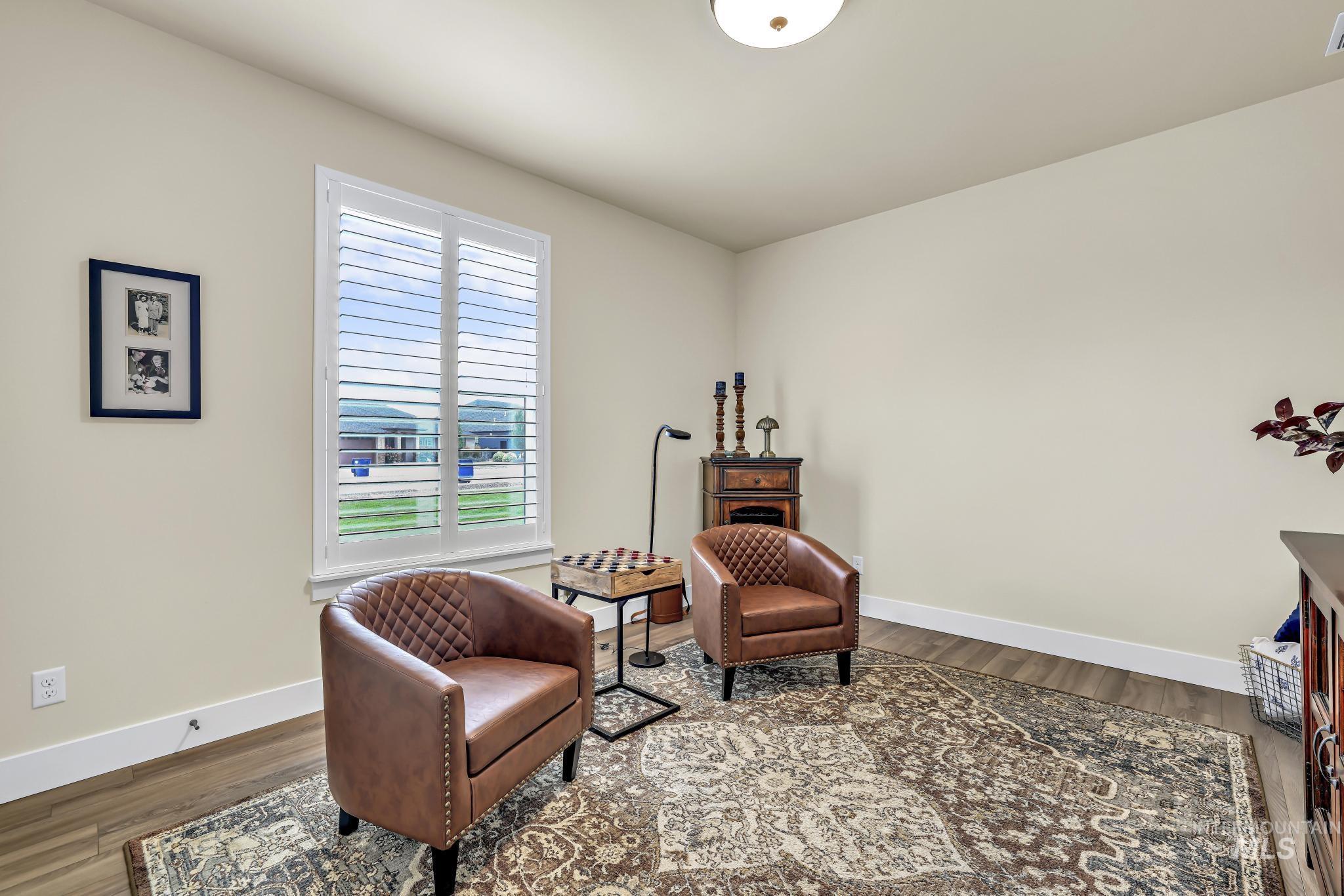 1529 Clear Creek Loop, Twin Falls, Idaho 83301, 5 Bedrooms, 3 Bathrooms, Residential For Sale, Price $725,000, 98993374