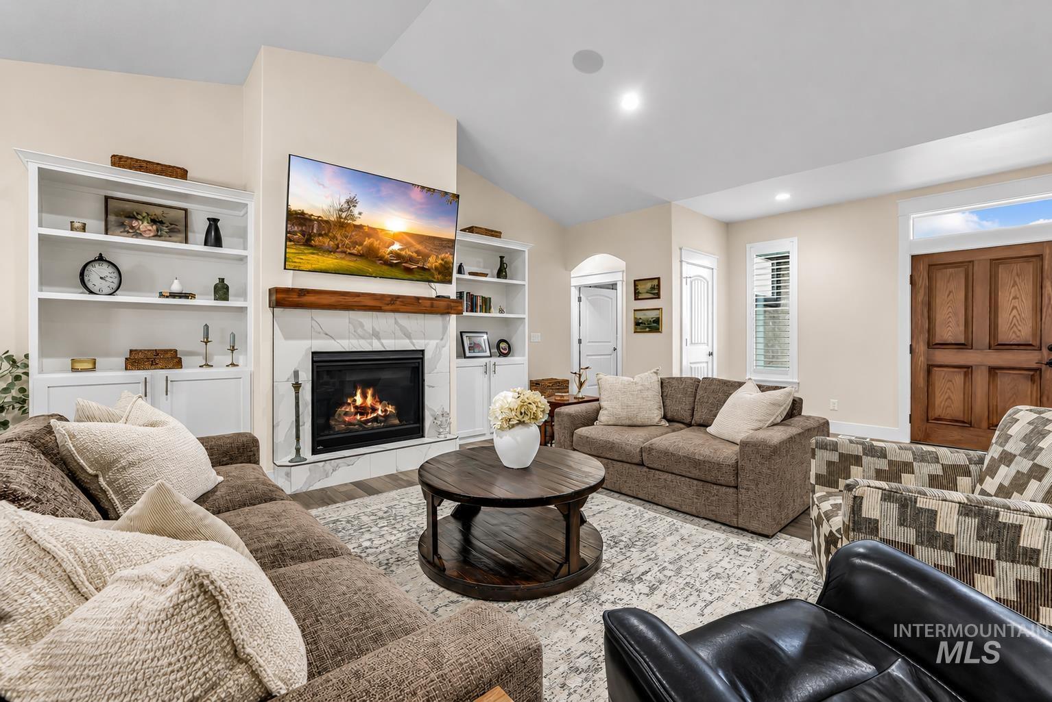 1529 Clear Creek Loop, Twin Falls, Idaho 83301, 5 Bedrooms, 3 Bathrooms, Residential For Sale, Price $725,000, 98993374