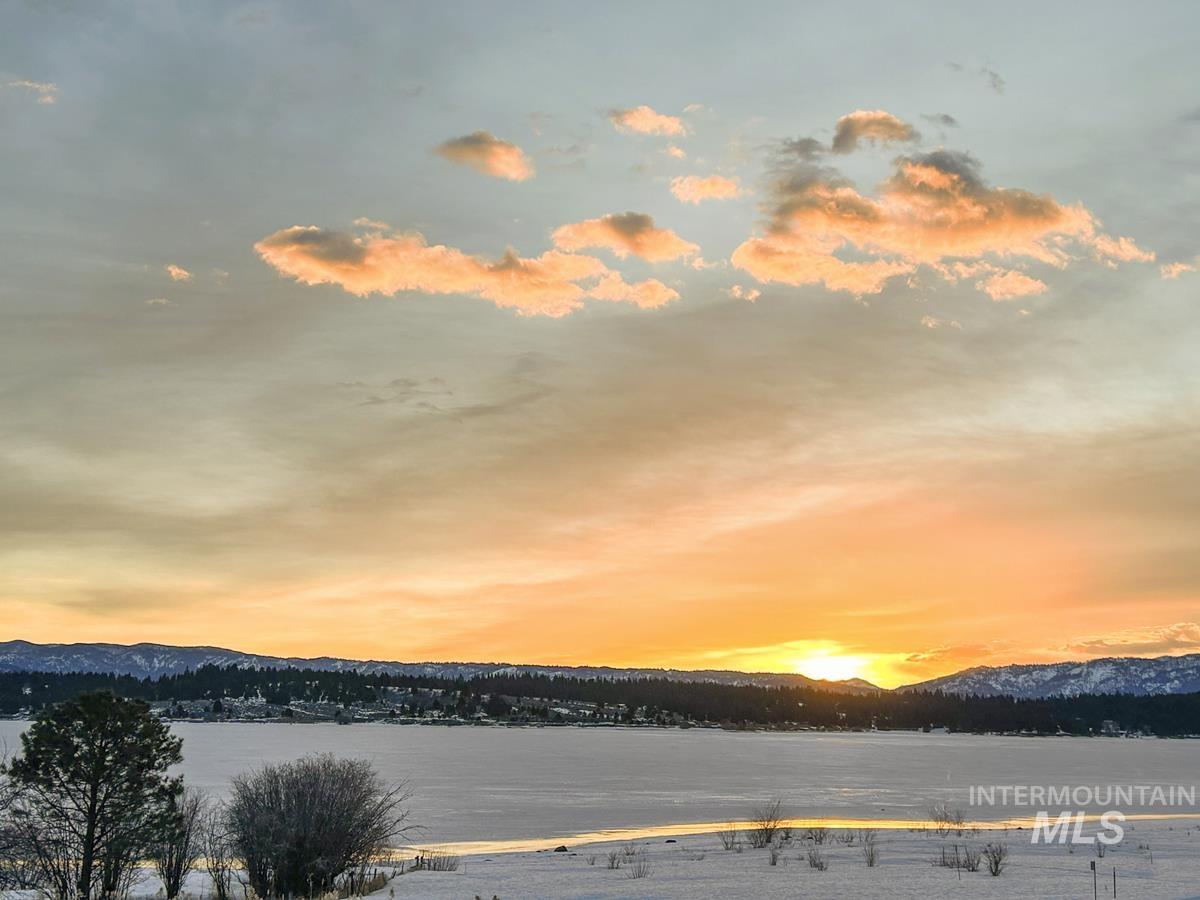 44 Pats Lane, Cascade, Idaho 83611, Land For Sale, Price $419,000, 98993381