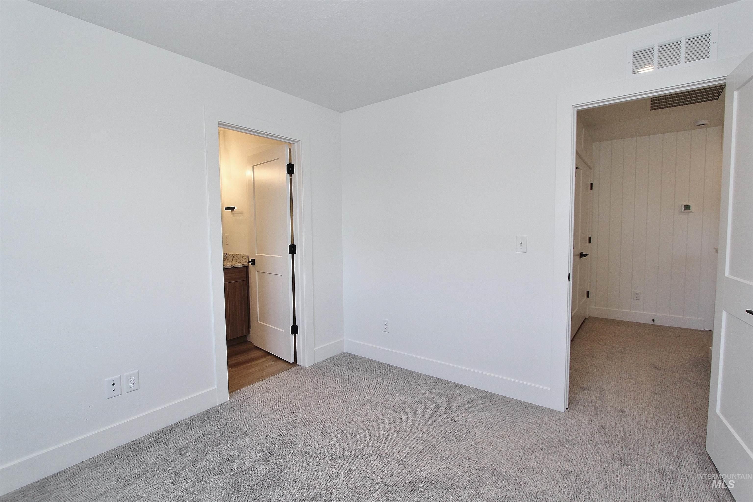5044 E Woodward Ln, Nampa, Idaho 83687, 2 Bedrooms, 2.5 Bathrooms, Residential For Sale, Price $339,900,MLS 98993383