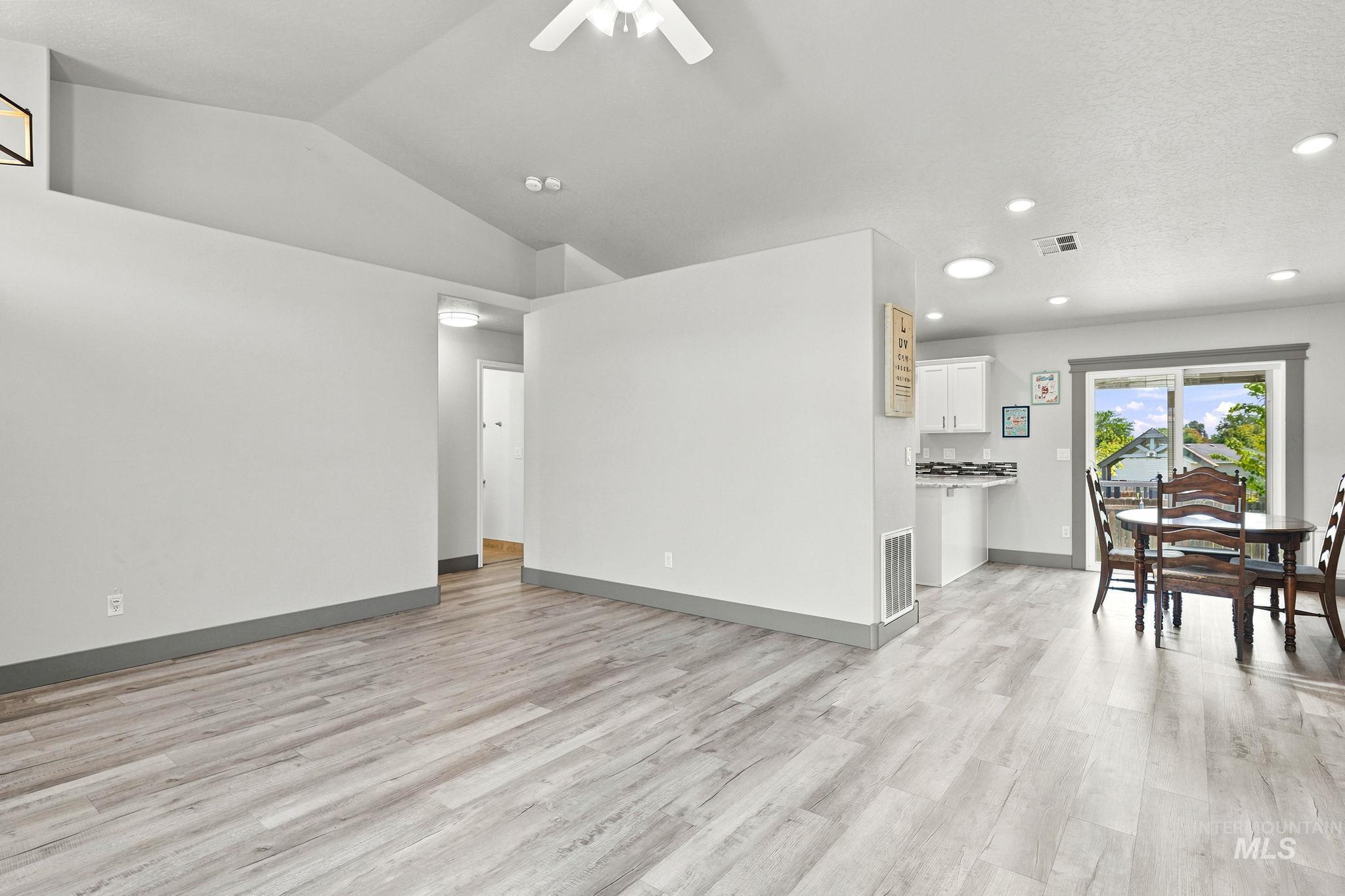 514 W Palmer Dr, Nampa, Idaho 83686, 4 Bedrooms, 2 Bathrooms, Residential For Sale, Price $440,000, 98993385
