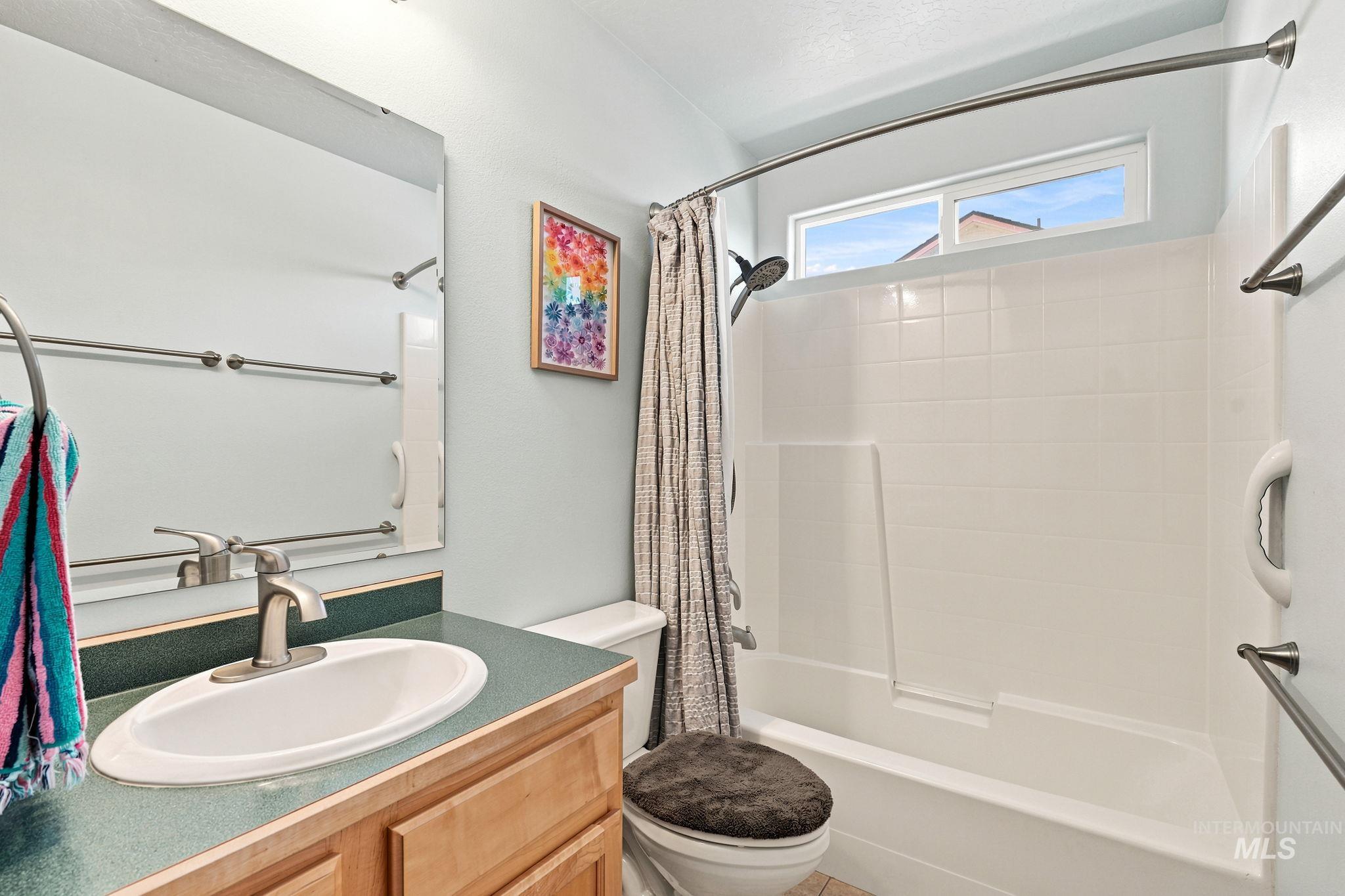 514 W Palmer Dr, Nampa, Idaho 83686, 4 Bedrooms, 2 Bathrooms, Residential For Sale, Price $440,000, 98993385