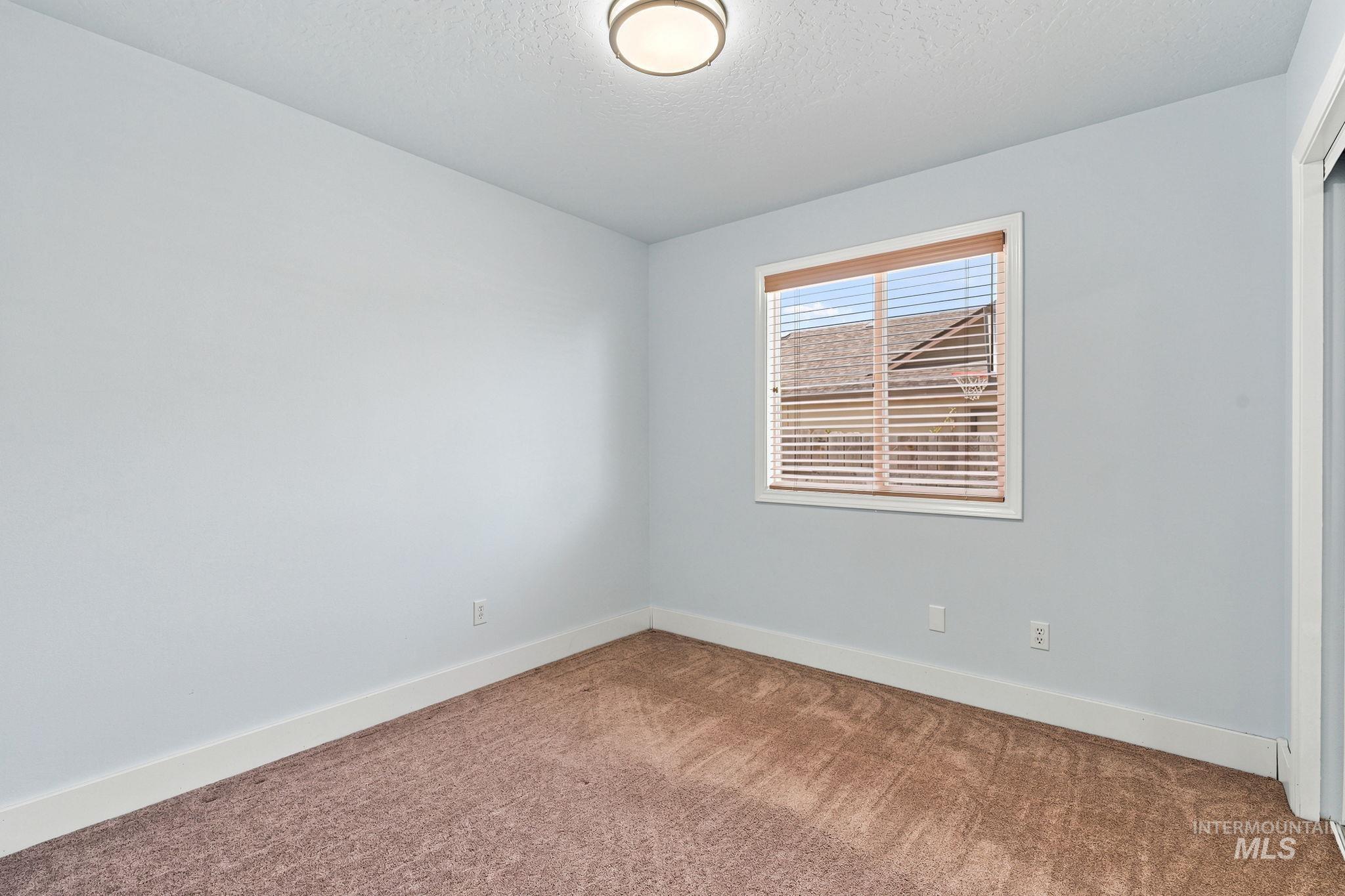 514 W Palmer Dr, Nampa, Idaho 83686, 4 Bedrooms, 2 Bathrooms, Residential For Sale, Price $440,000, 98993385