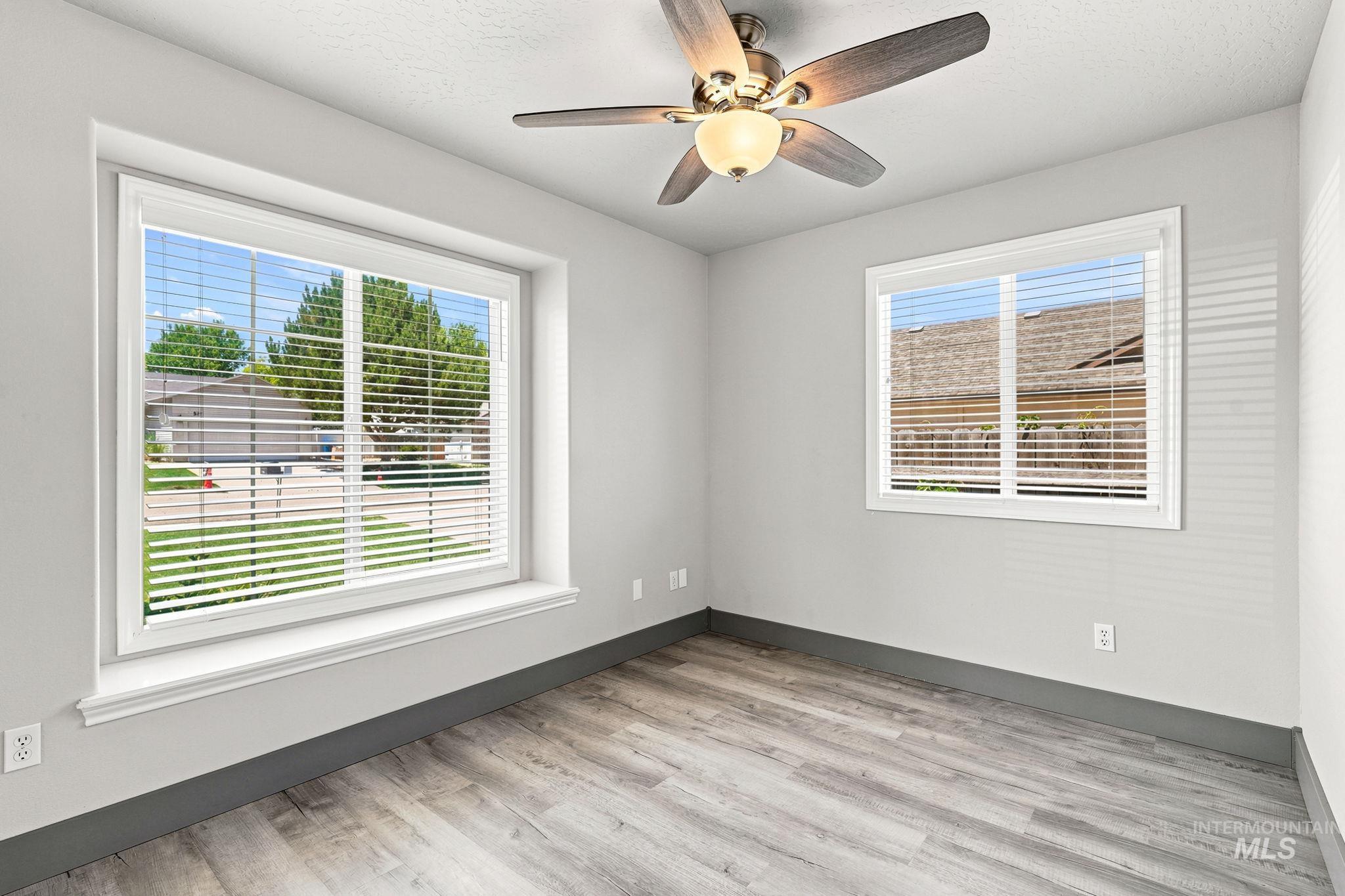 514 W Palmer Dr, Nampa, Idaho 83686, 4 Bedrooms, 2 Bathrooms, Residential For Sale, Price $440,000, 98993385