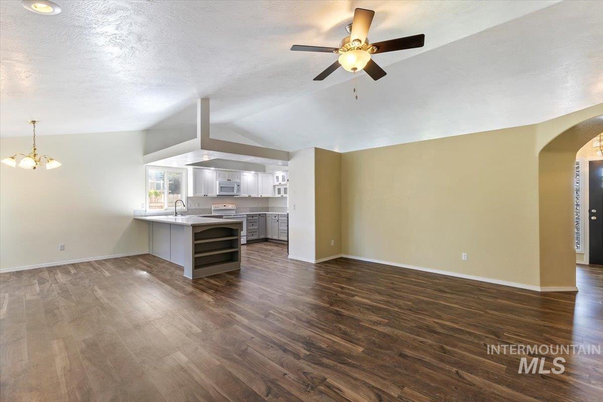 2142 W Lasher, Meridian, Idaho 83646-1300, 4 Bedrooms, 2 Bathrooms, Residential For Sale, Price $500,000, 98993387