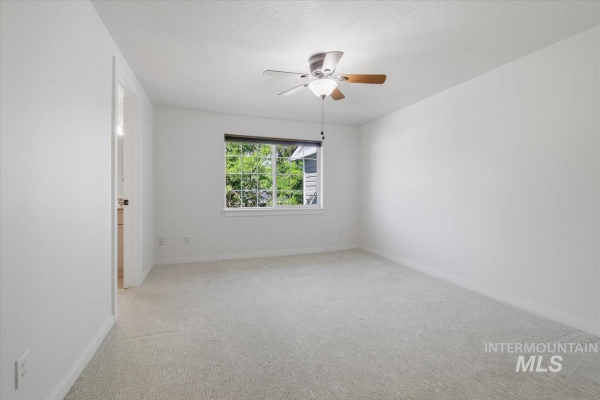 307 W Village, Boise, Idaho 83702, 2 Bedrooms, 2 Bathrooms, Residential For Sale, Price $425,000, 98993388