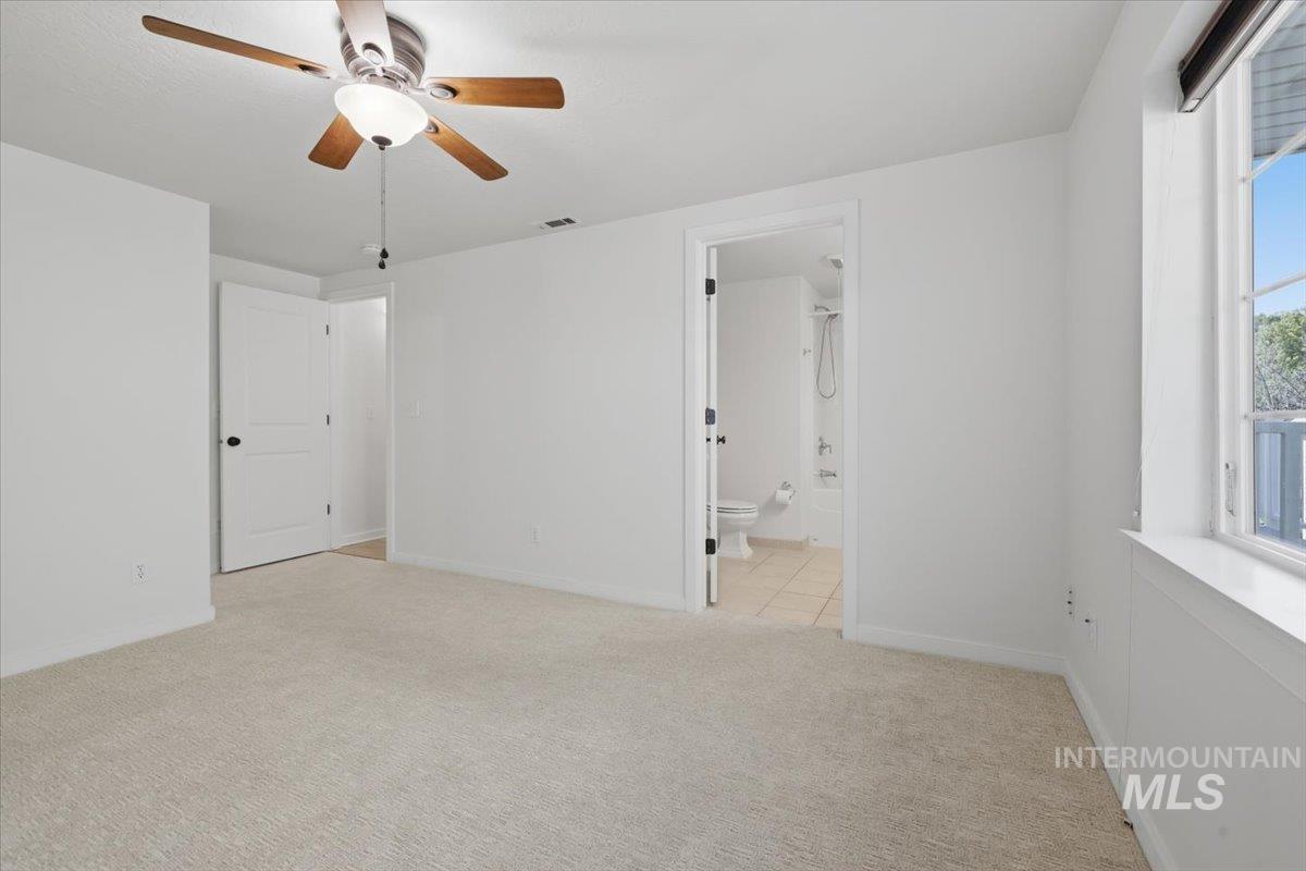 307 W Village, Boise, Idaho 83702, 2 Bedrooms, 2 Bathrooms, Residential For Sale, Price $425,000, 98993388