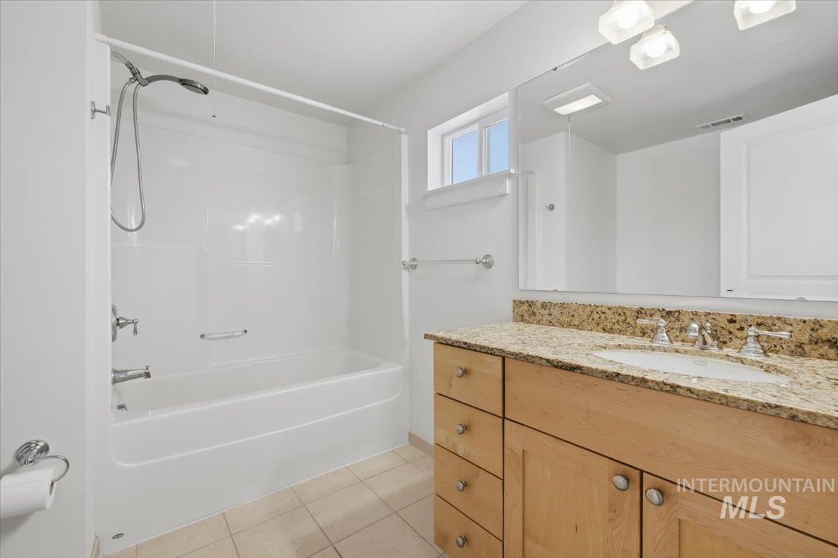 307 W Village, Boise, Idaho 83702, 2 Bedrooms, 2 Bathrooms, Residential For Sale, Price $425,000, 98993388