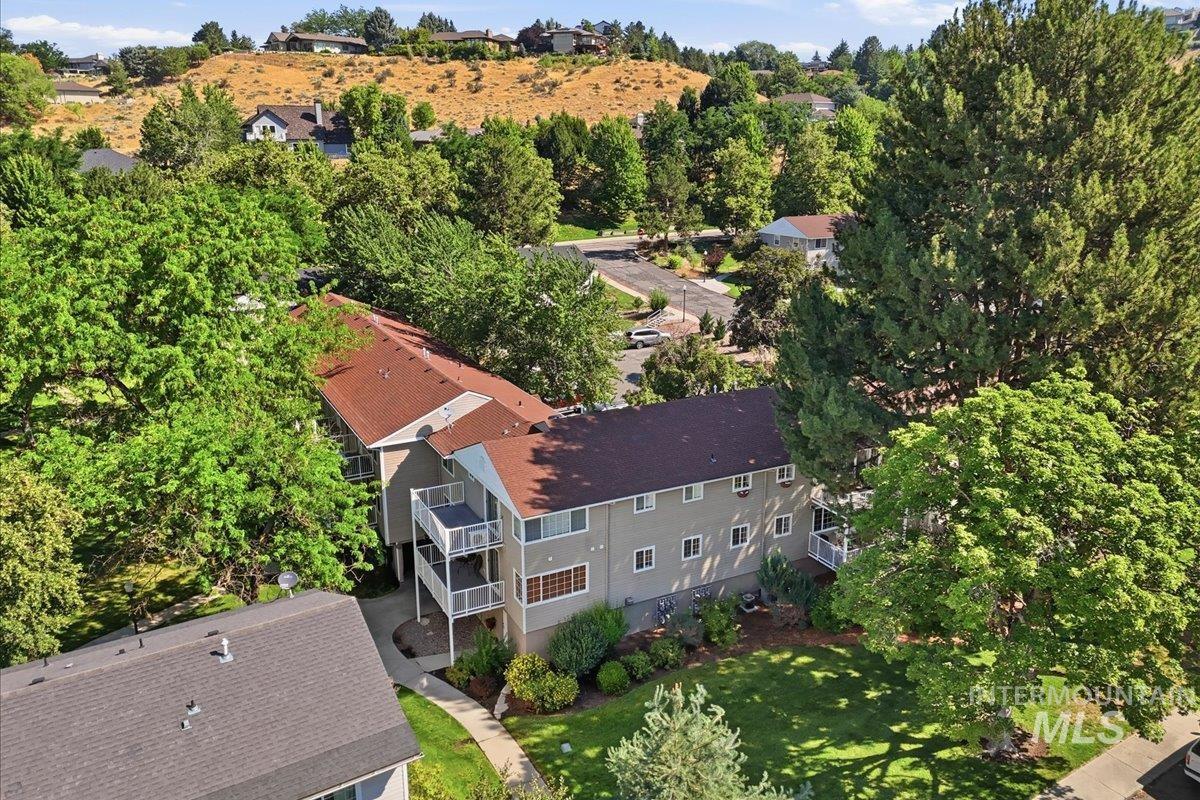 307 W Village, Boise, Idaho 83702, 2 Bedrooms, 2 Bathrooms, Residential For Sale, Price $425,000, 98993388