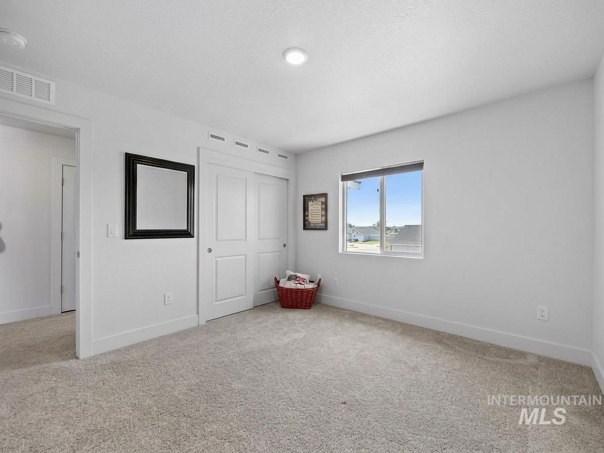 3282 E Mossy Cove St, Nampa, Idaho 83686, 4 Bedrooms, 2.5 Bathrooms, Residential For Sale, Price $514,900, 98993390